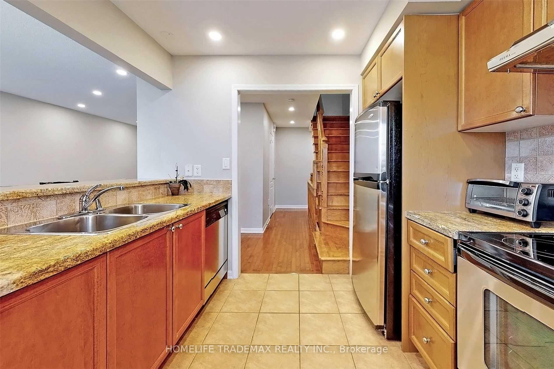Photo 19 of 933 Hasselfeldt Heights, Milton, Coates — HOMEH