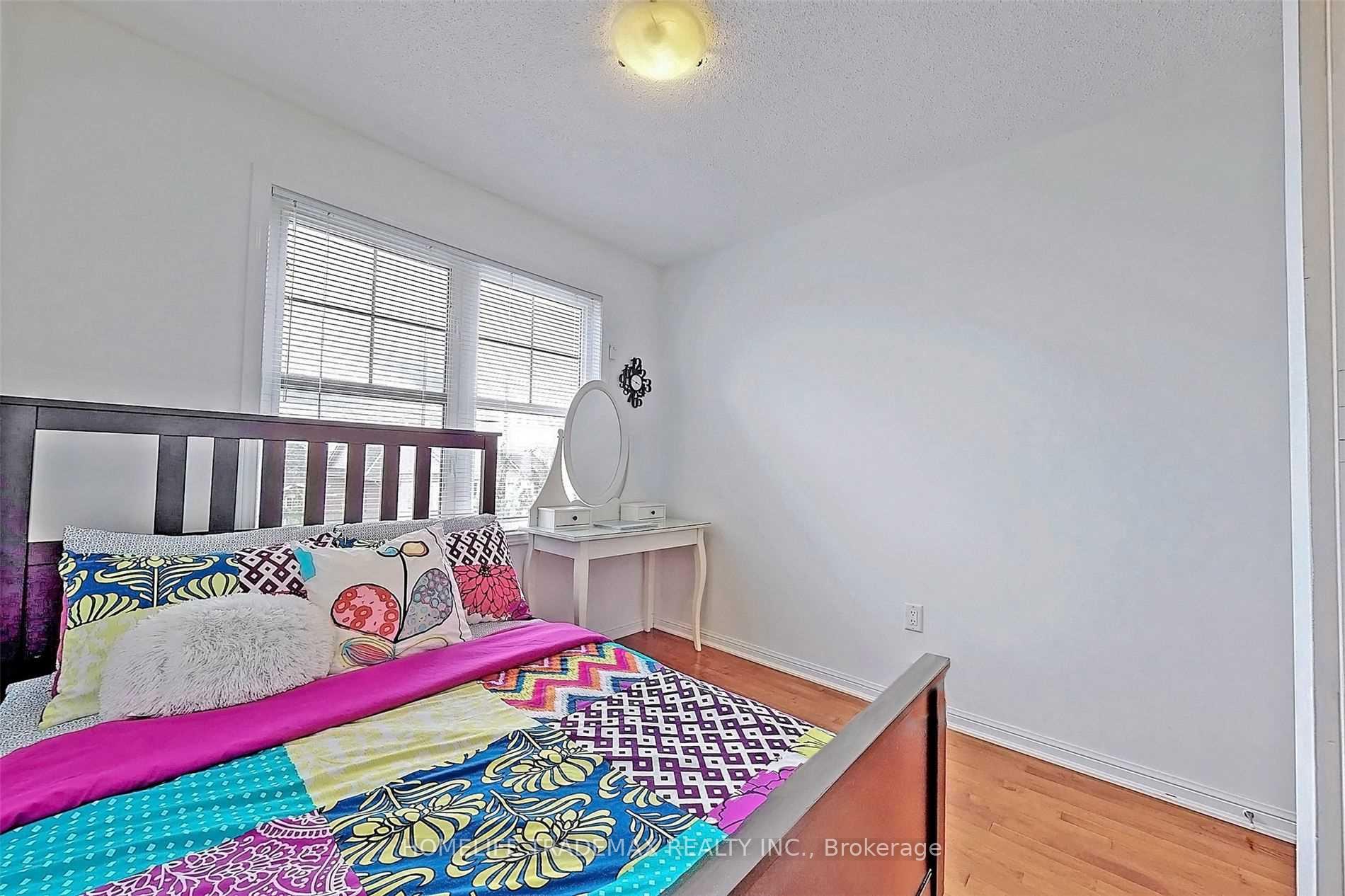 Photo 31 of 933 Hasselfeldt Heights, Milton, Coates — HOMEH
