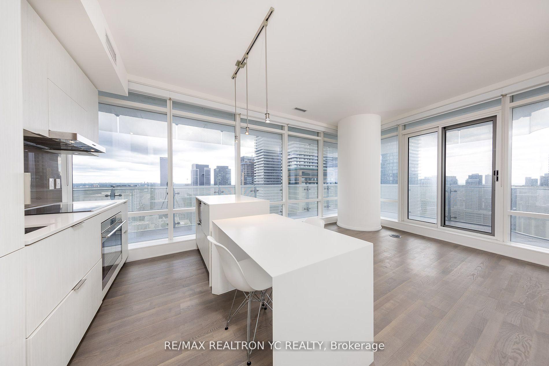 Photo 2 of Unit 2804, 1 Bloor Street E, Toronto, Church-Yonge Corridor — HOMEH
