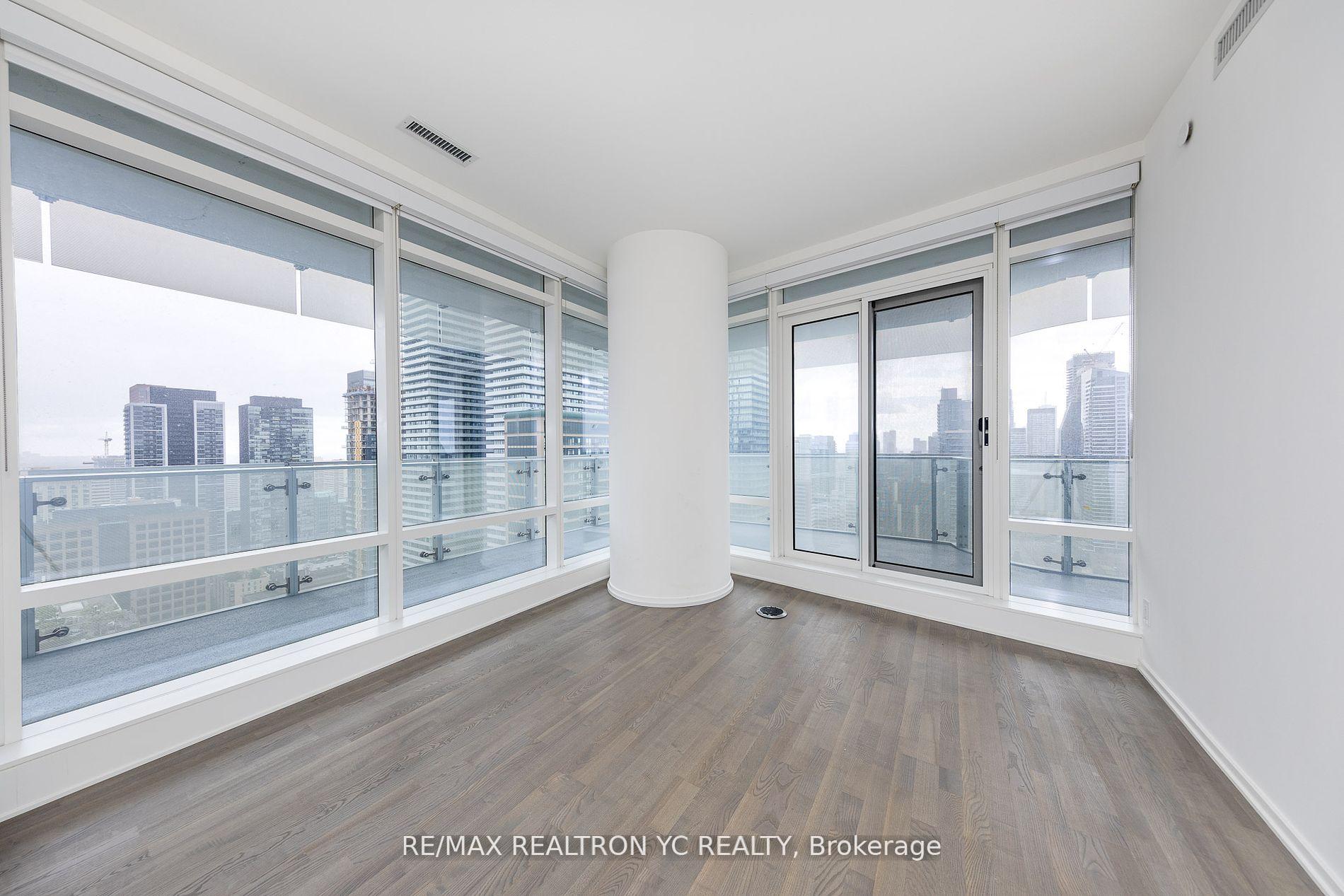 Photo 14 of Unit 2804, 1 Bloor Street E, Toronto, Church-Yonge Corridor — HOMEH