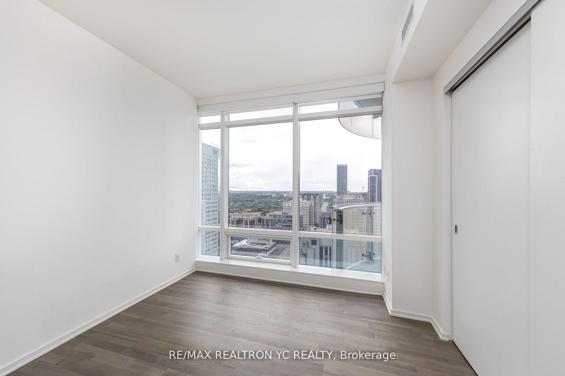 Photo 9 of Unit 2804, 1 Bloor Street E, Toronto, Church-Yonge Corridor — HOMEH