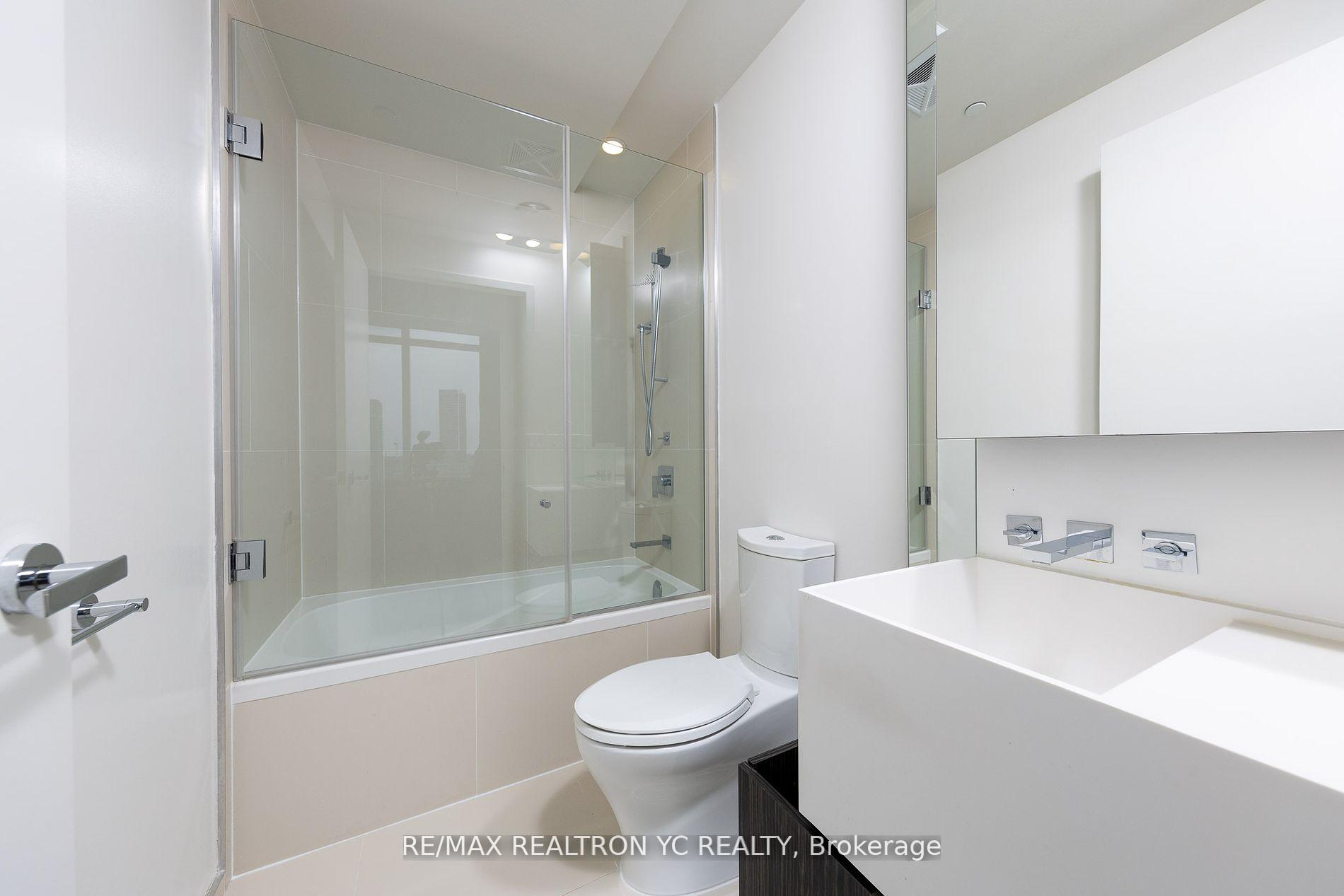 Photo 22 of Unit 2804, 1 Bloor Street E, Toronto, Church-Yonge Corridor — HOMEH