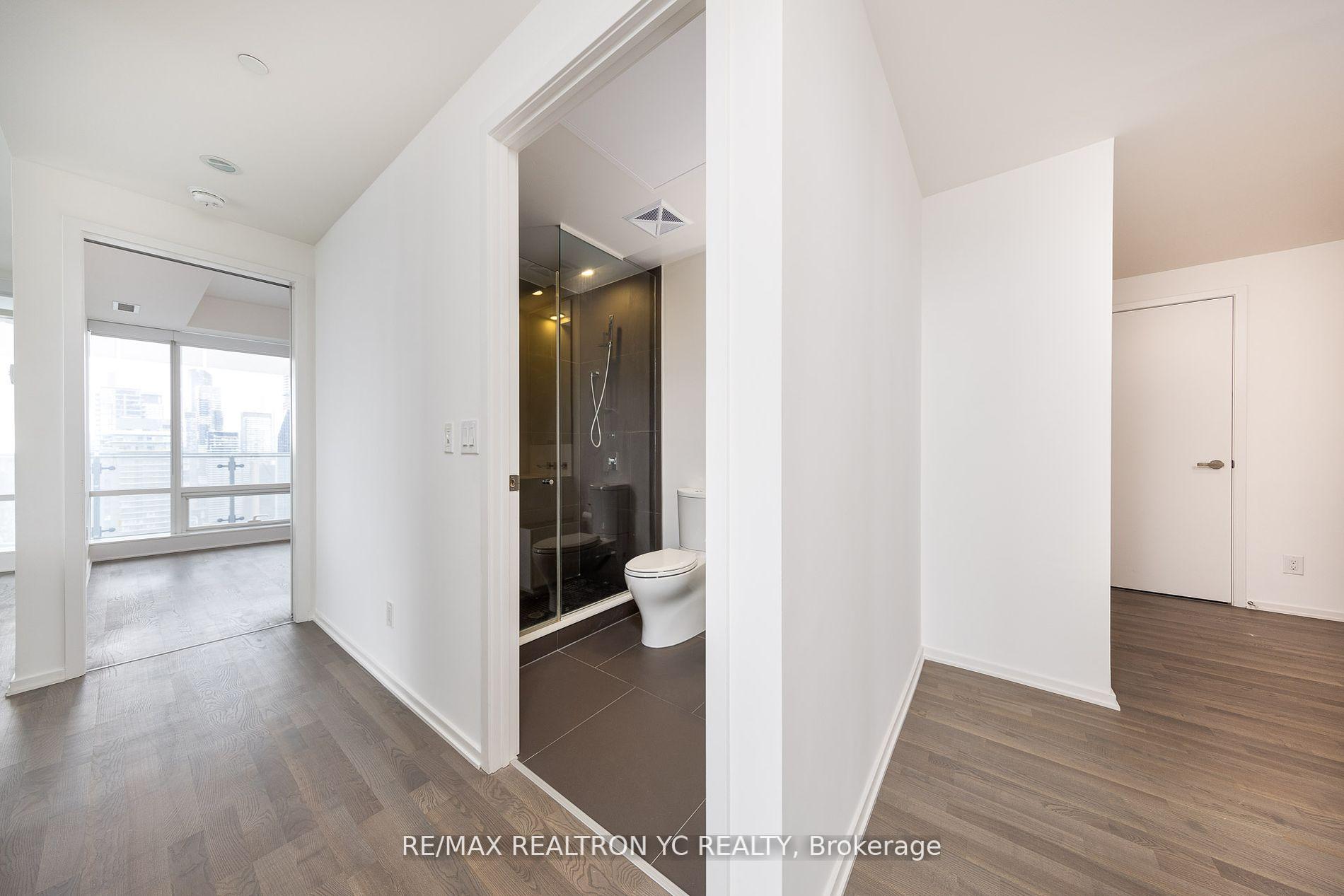 Photo 19 of Unit 2804, 1 Bloor Street E, Toronto, Church-Yonge Corridor — HOMEH