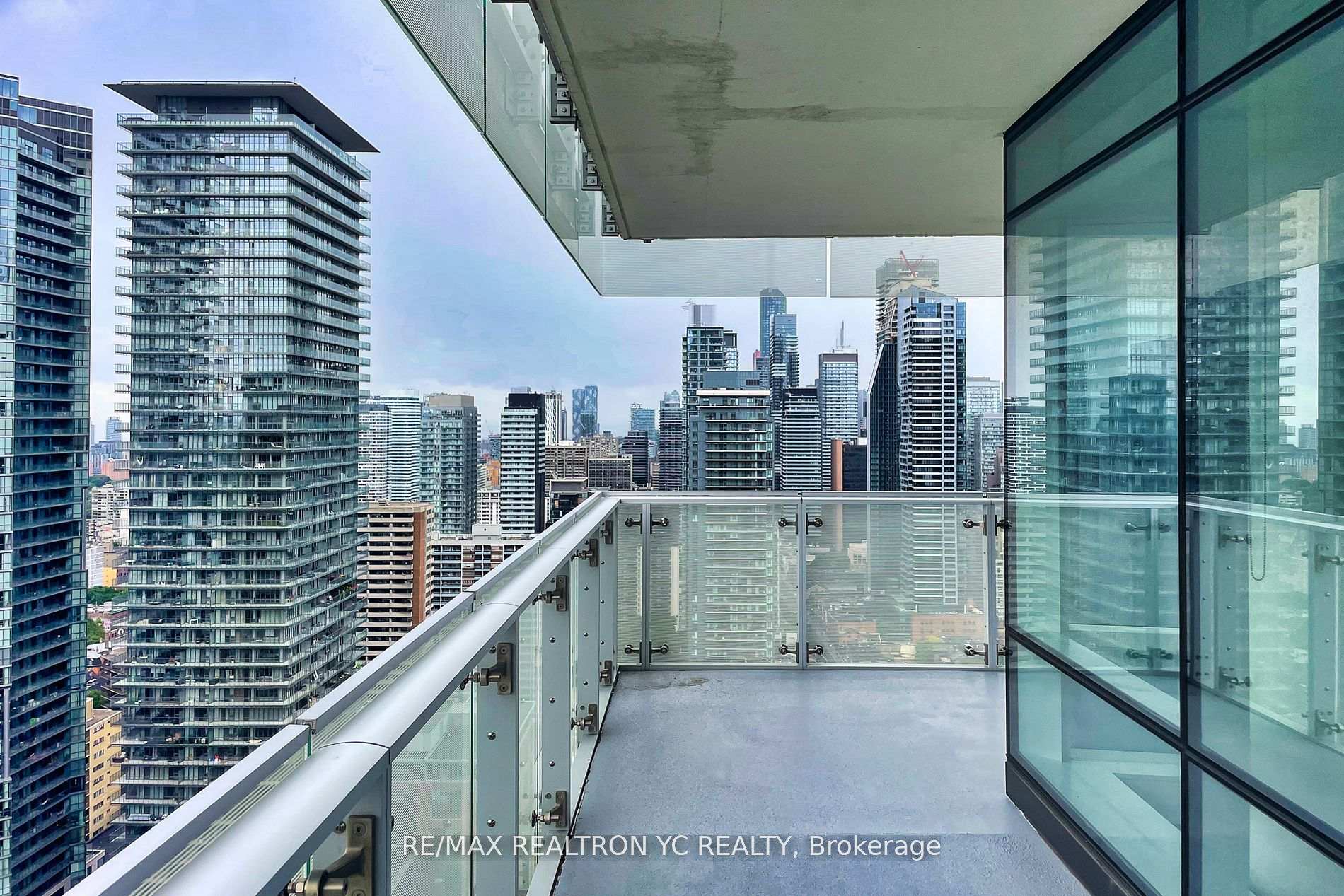 Photo 27 of Unit 2804, 1 Bloor Street E, Toronto, Church-Yonge Corridor — HOMEH