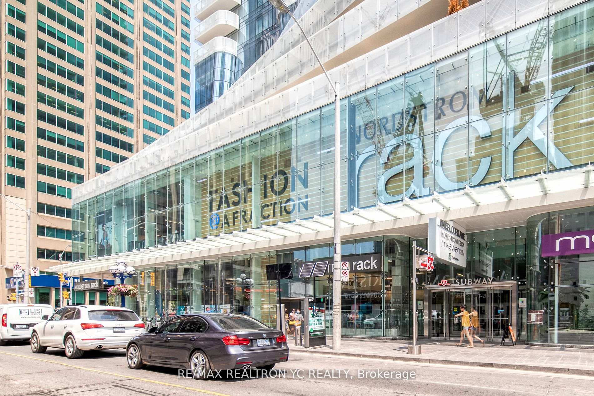 Photo 34 of Unit 2804, 1 Bloor Street E, Toronto, Church-Yonge Corridor — HOMEH