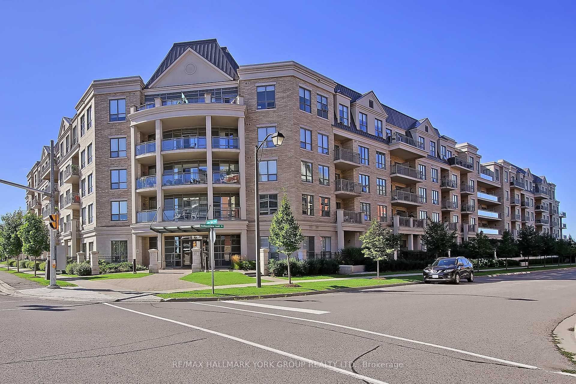 Photo 4 of Unit 434, 180 John West Way, Aurora, Bayview Wellington — HOMEH