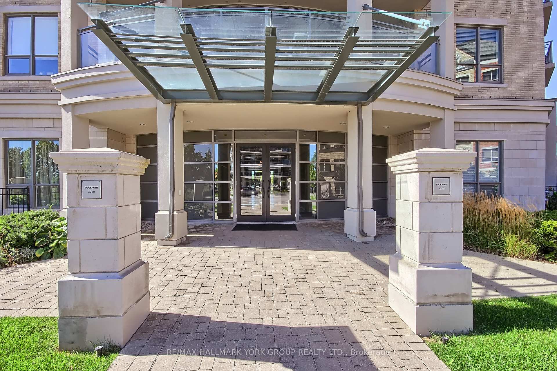 Photo 7 of Unit 434, 180 John West Way, Aurora, Bayview Wellington — HOMEH