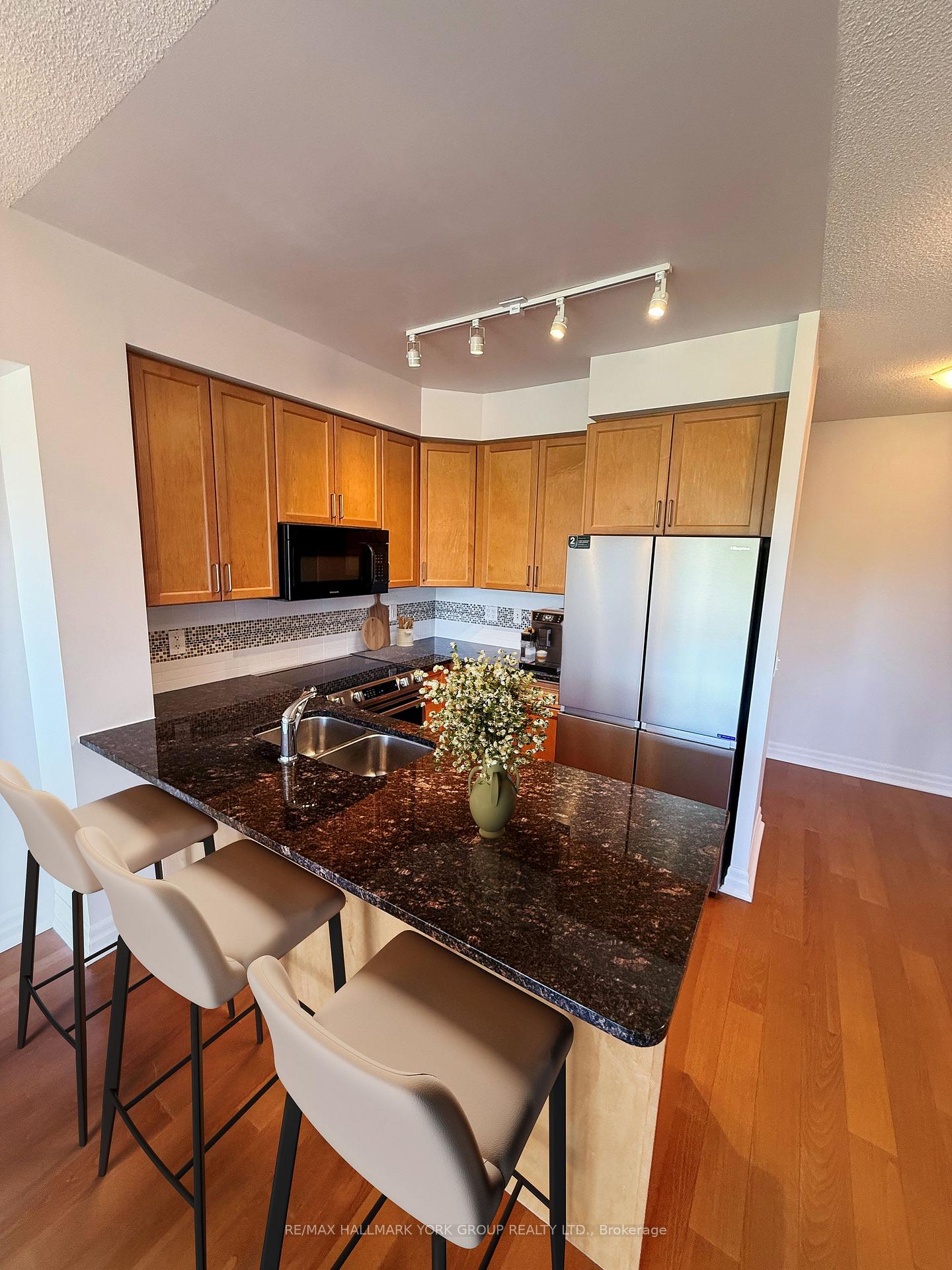 Photo 19 of Unit 434, 180 John West Way, Aurora, Bayview Wellington — HOMEH