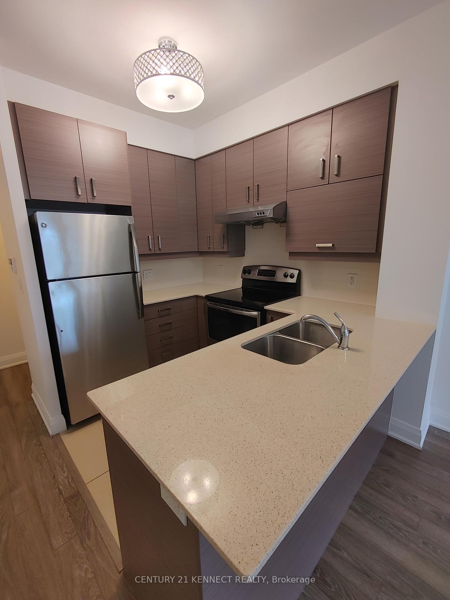 Photo 7 of Unit 217, 1 Uptown Drive, Markham, Unionville — HOMEH
