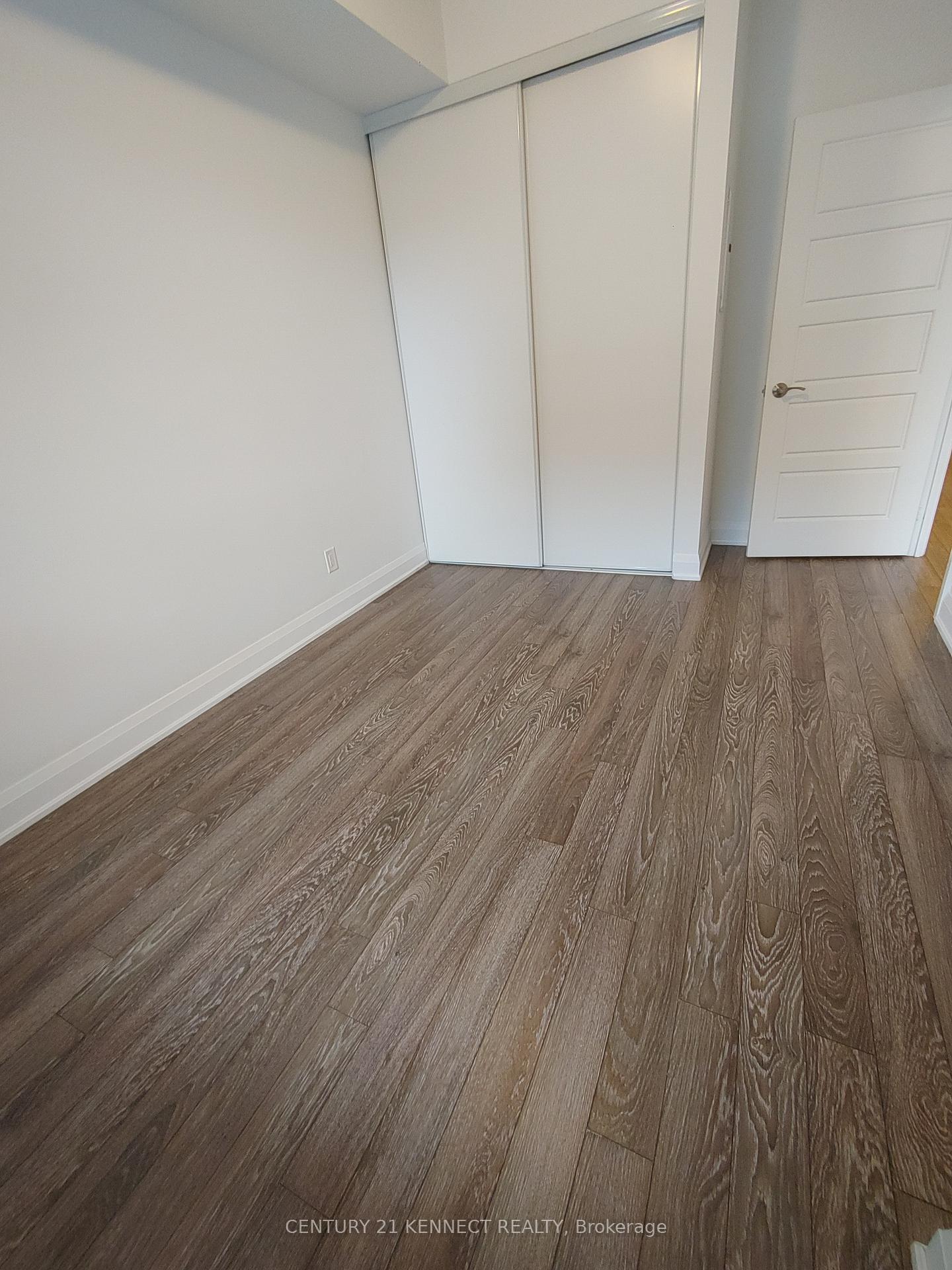 Photo 11 of Unit 217, 1 Uptown Drive, Markham, Unionville — HOMEH