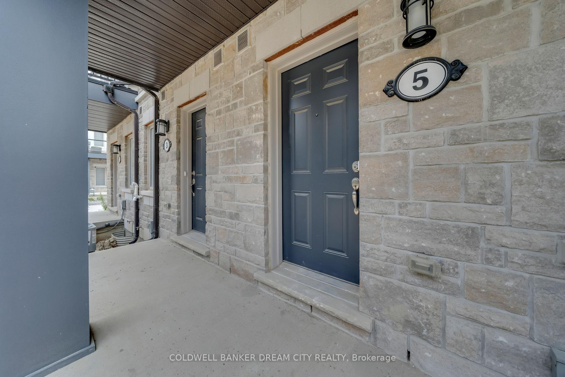 Photo 10 of 5 Ormand Terrace, Caledon, Rural Caledon — HOMEH