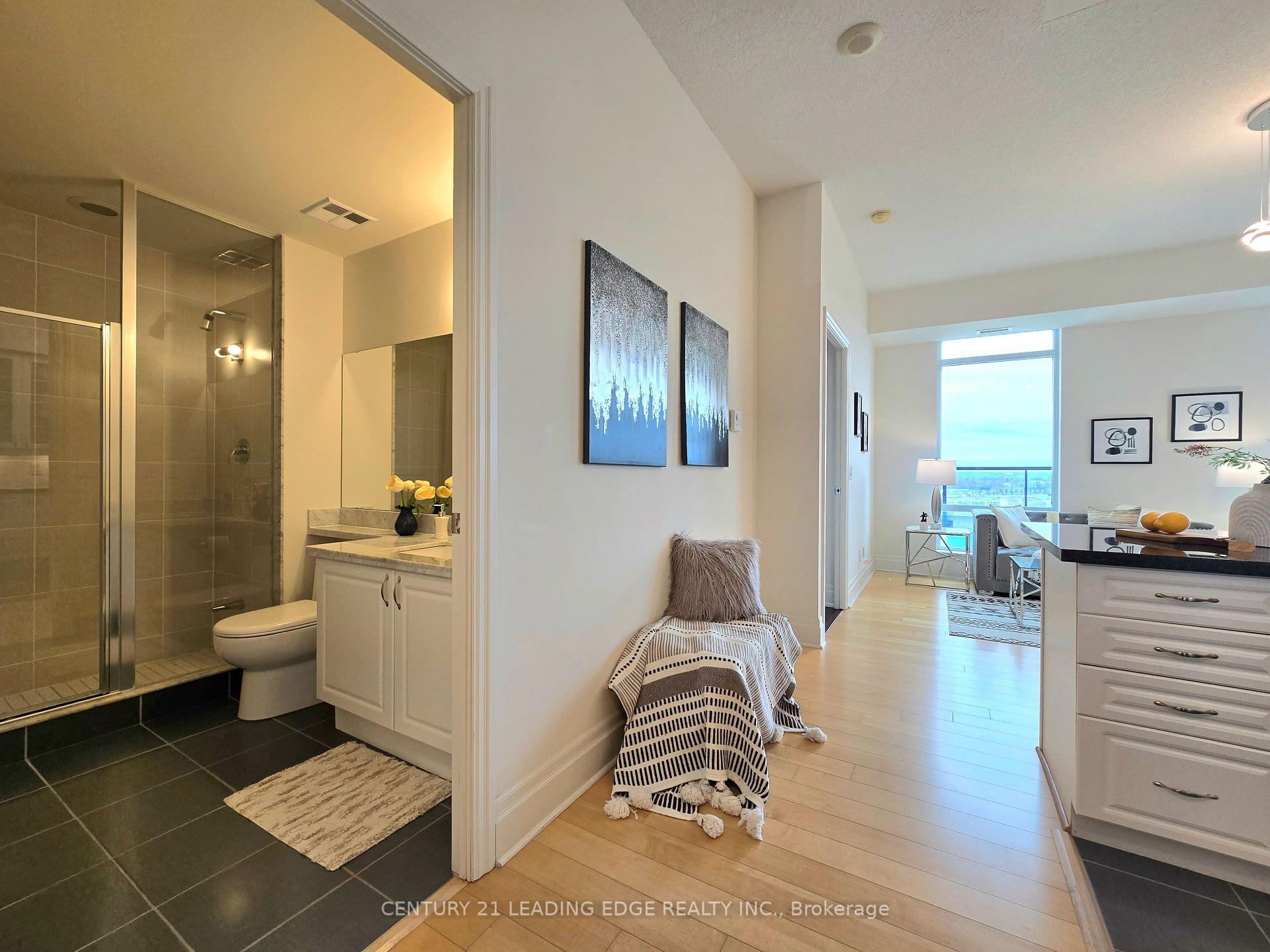 Photo 7 of Unit 1003, 131 Upper Duke Crescent, Markham, Unionville — HOMEH