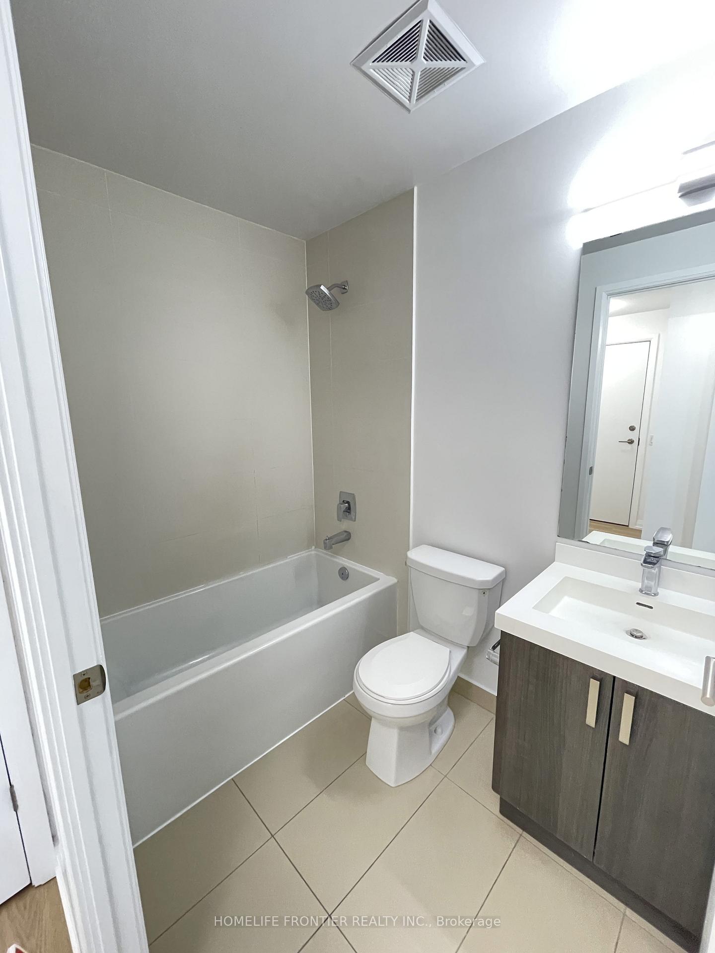Photo 14 of Unit 3313, 7895 Jane Street, Vaughan, Concord — HOMEH