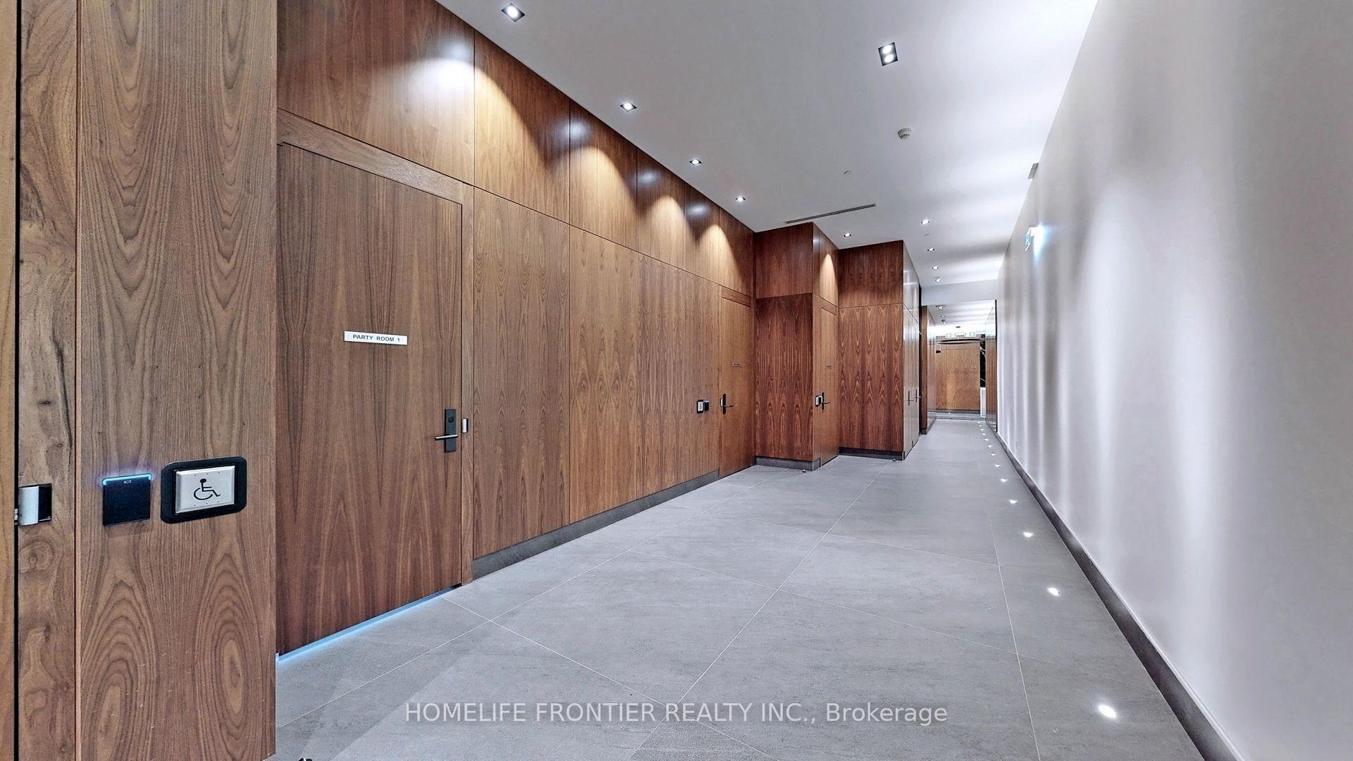 Photo 3 of Unit 3313, 7895 Jane Street, Vaughan, Concord — HOMEH