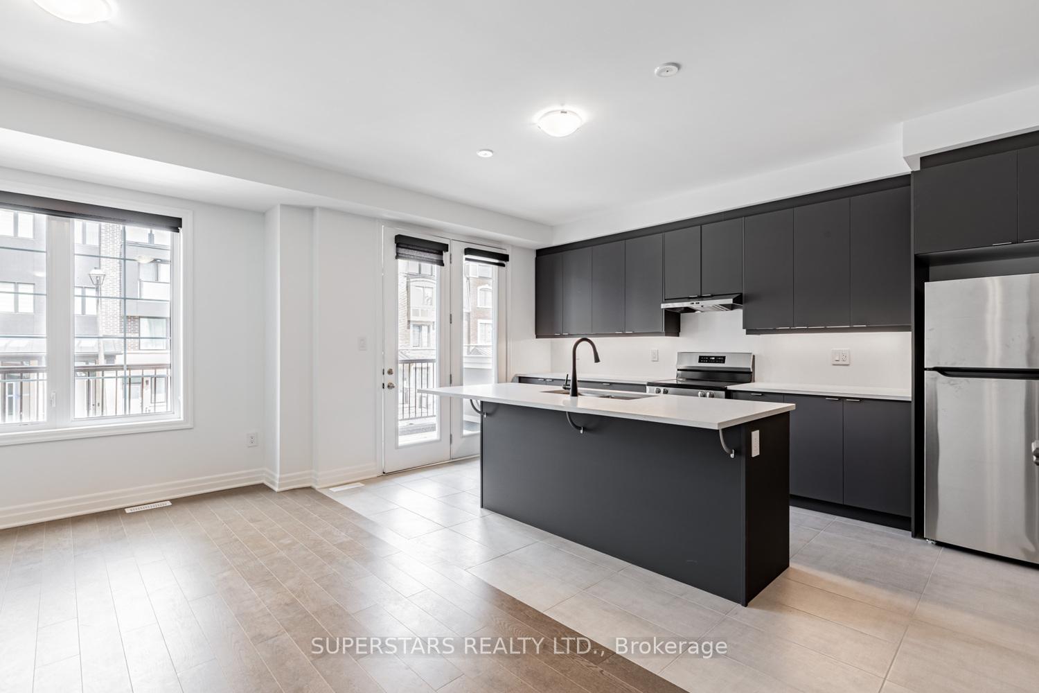 Photo 12 of 19 Avani Avenue, Markham, Victoria Square — HOMEH