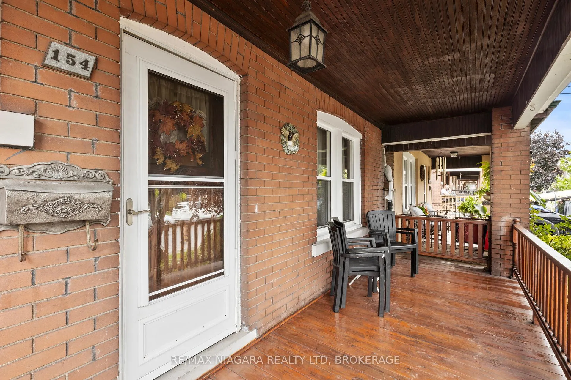 Photo 5 of 154 Melrose Avenue N, Hamilton, Stipley — HOMEH