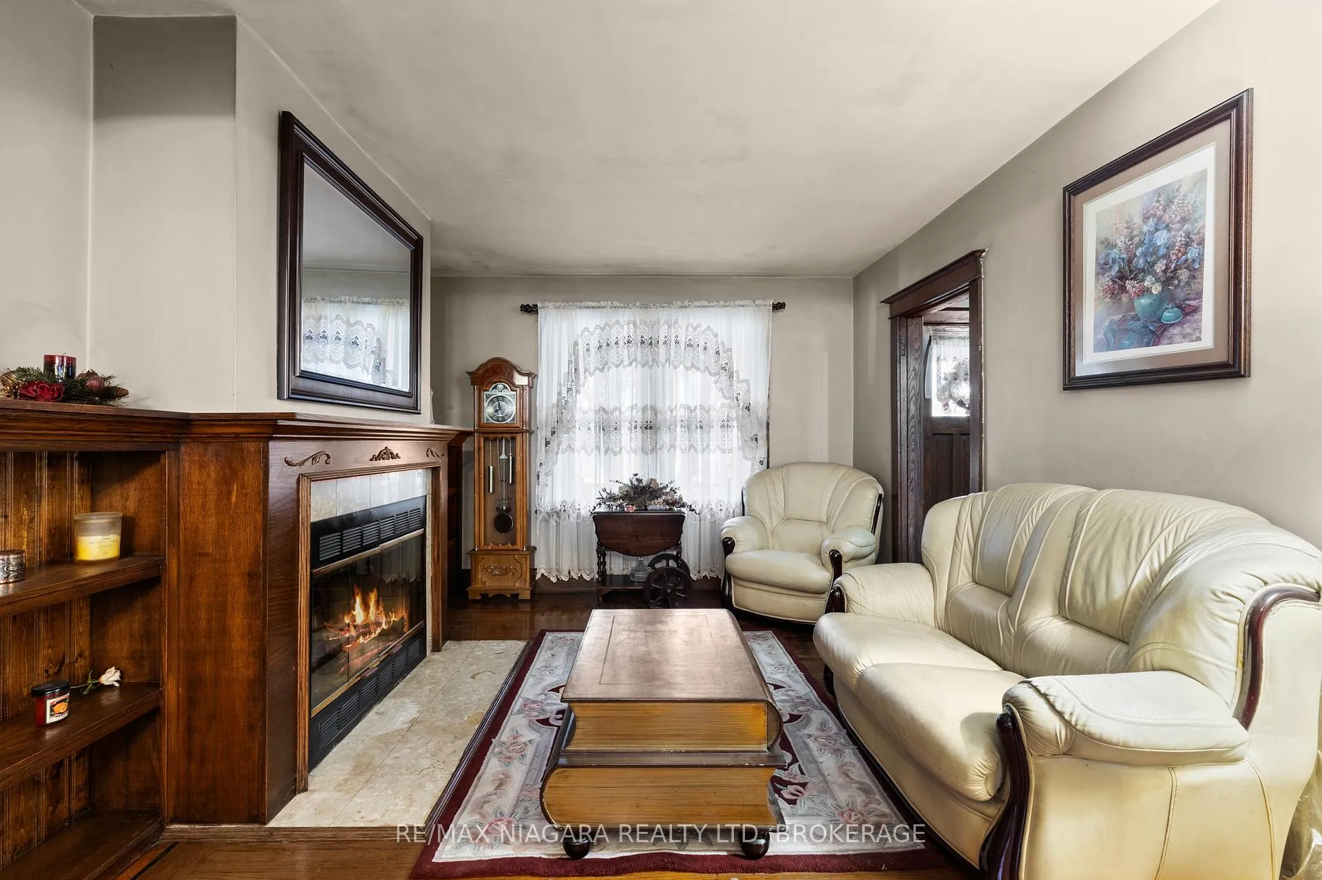 Photo 10 of 154 Melrose Avenue N, Hamilton, Stipley — HOMEH