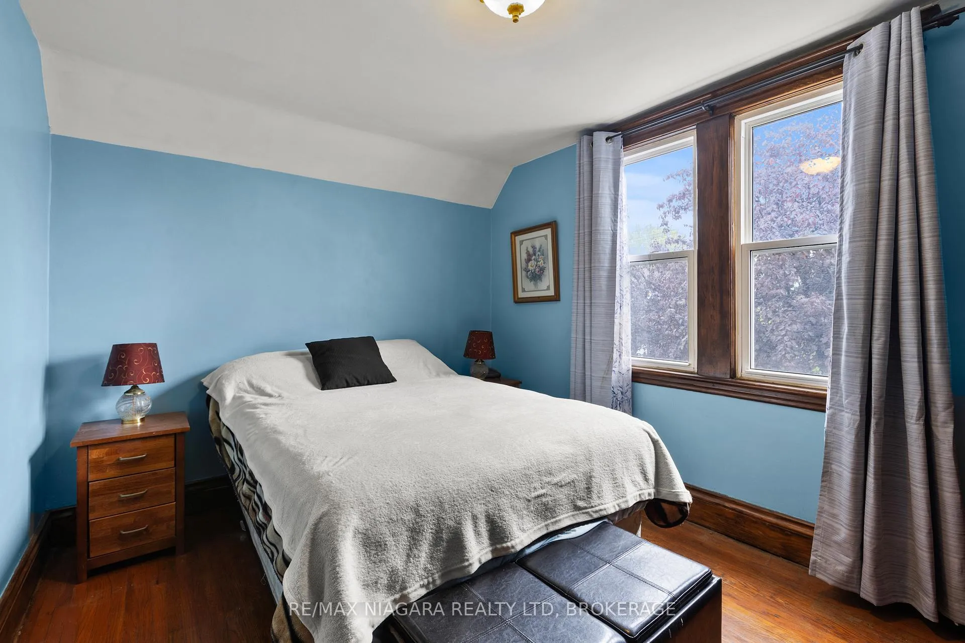 Photo 21 of 154 Melrose Avenue N, Hamilton, Stipley — HOMEH