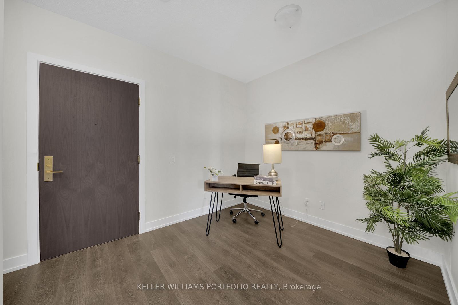Photo 6 of Unit 220W, 268 Buchanan Drive, Markham, Unionville — HOMEH