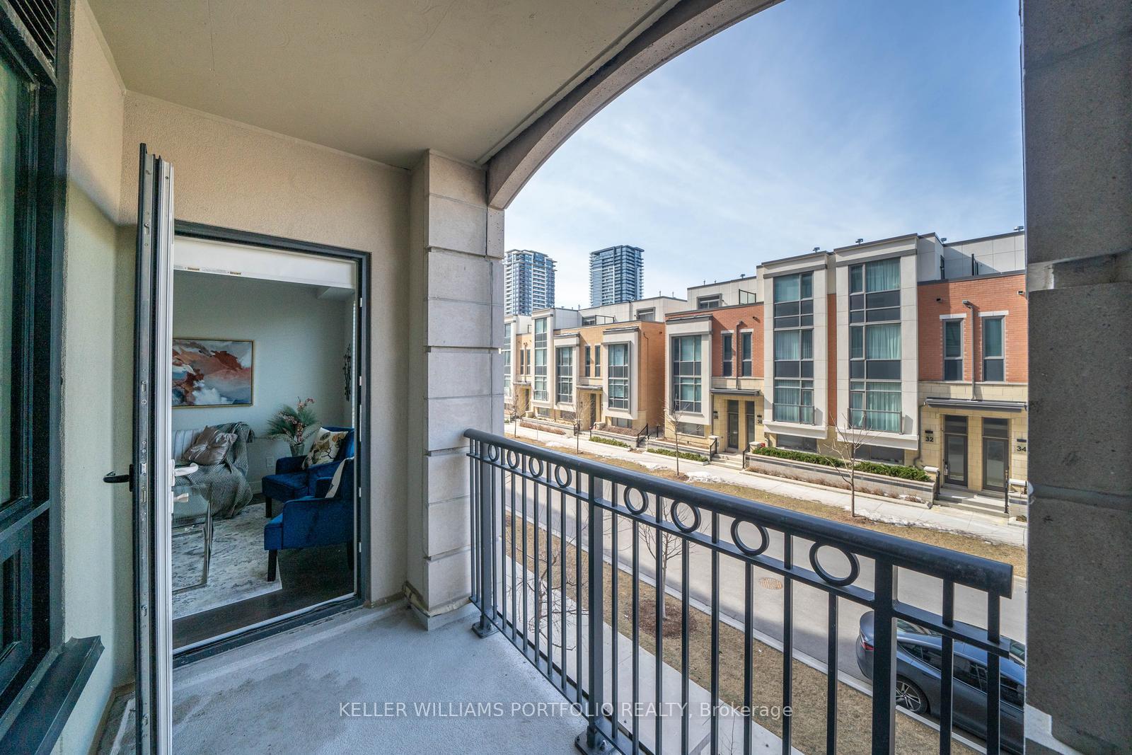 Photo 18 of Unit 220W, 268 Buchanan Drive, Markham, Unionville — HOMEH