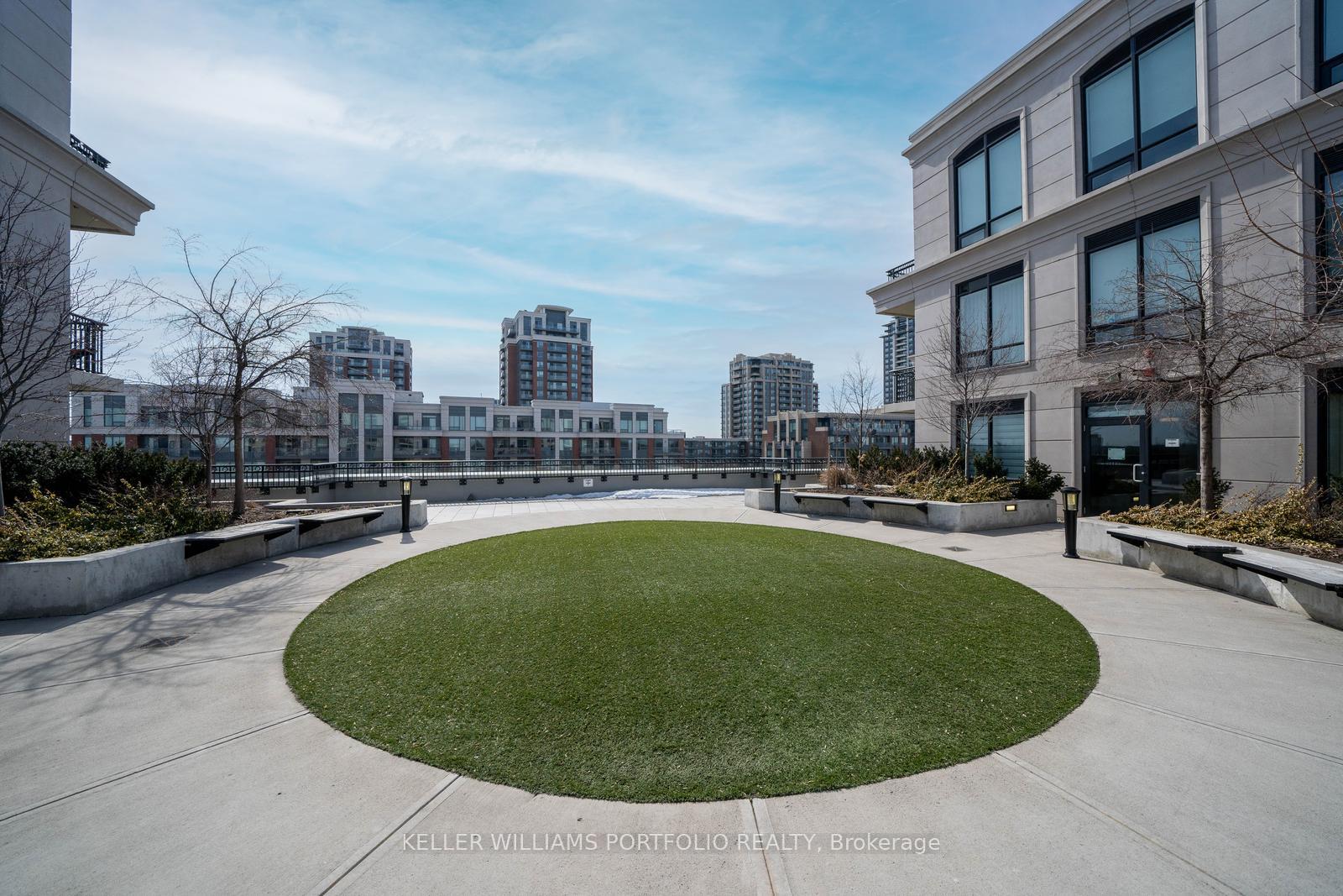 Photo 13 of Unit 220W, 268 Buchanan Drive, Markham, Unionville — HOMEH