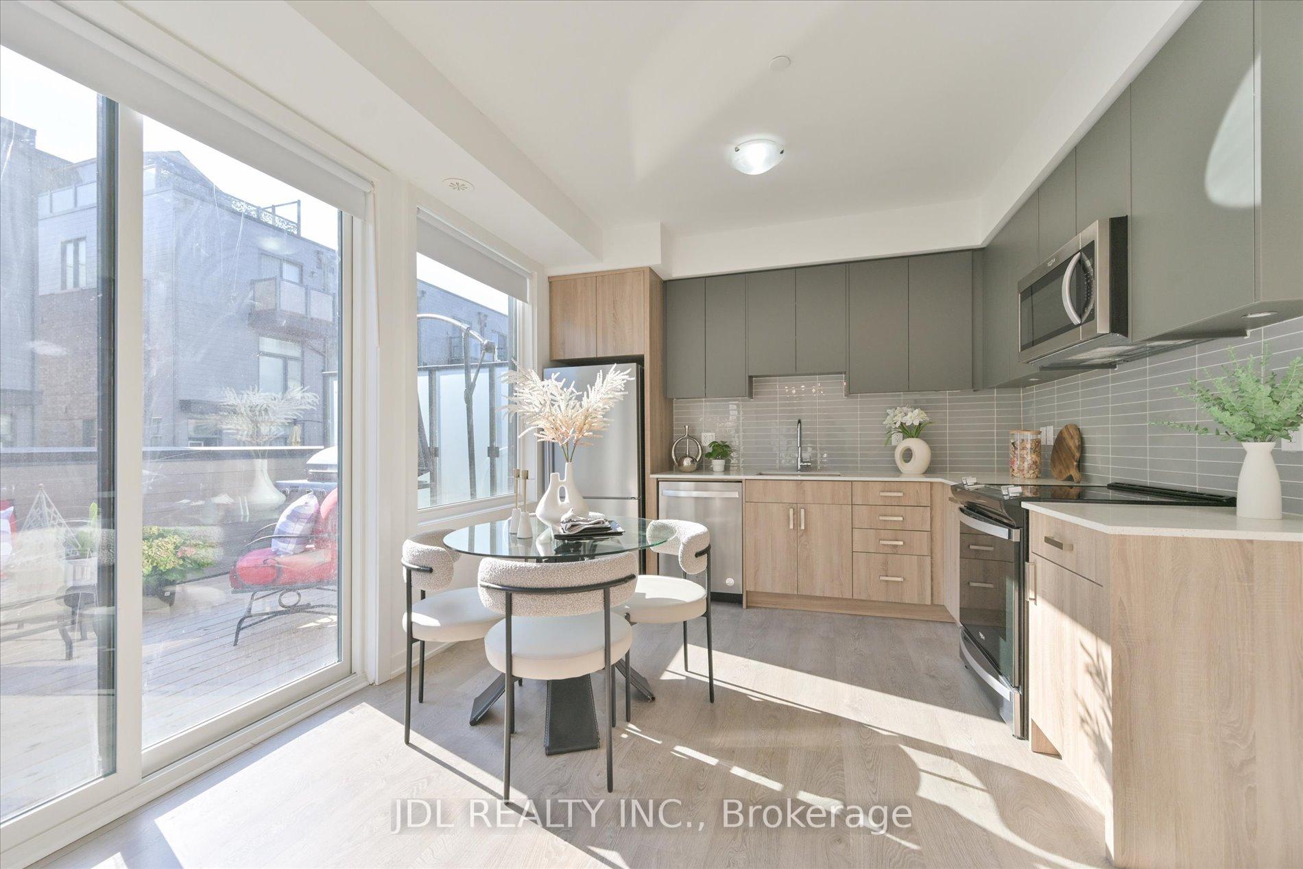 Photo 6 of Unit 7, 88 Turtle Island Road, Toronto, Englemount-Lawrence — HOMEH