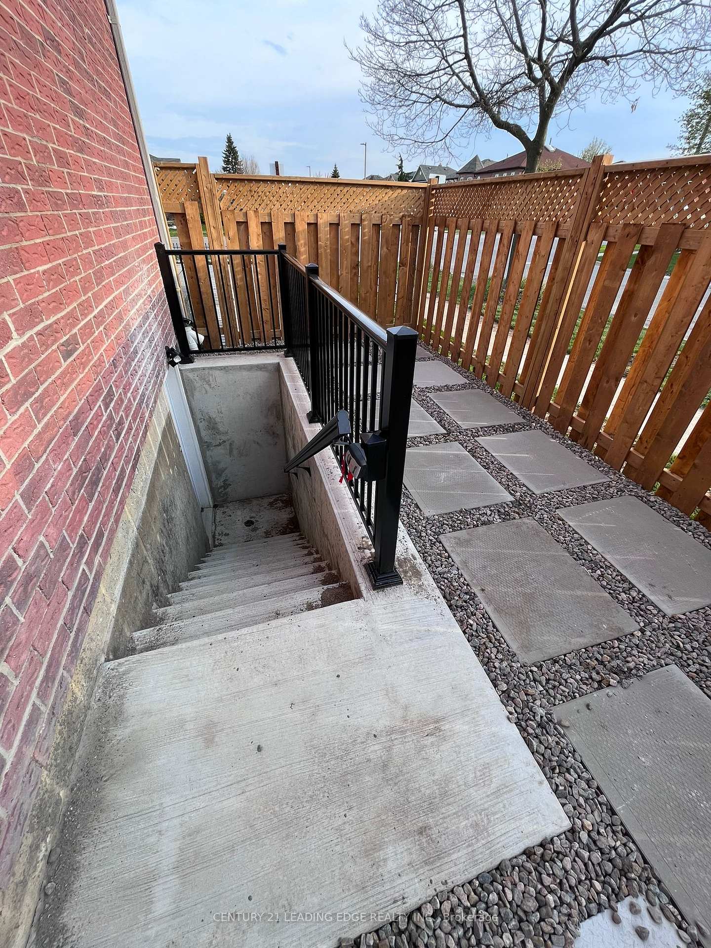 Photo 7 of Unit BSMT, 574 Strouds Lane, Pickering, Amberlea — HOMEH