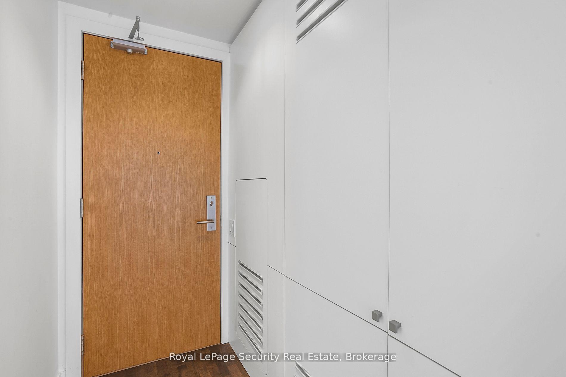 Photo 6 of Unit 320, 629 King Street, Toronto, Waterfront Communities — HOMEH