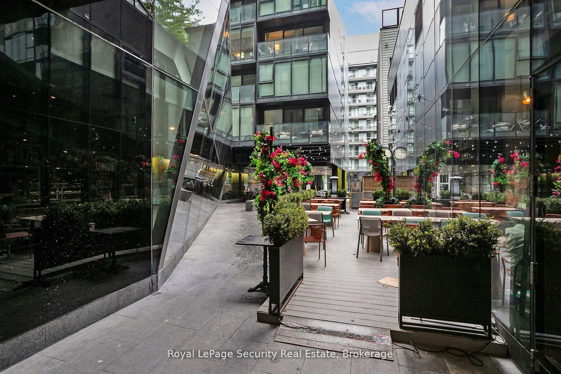Photo 18 of Unit 320, 629 King Street, Toronto, Waterfront Communities — HOMEH