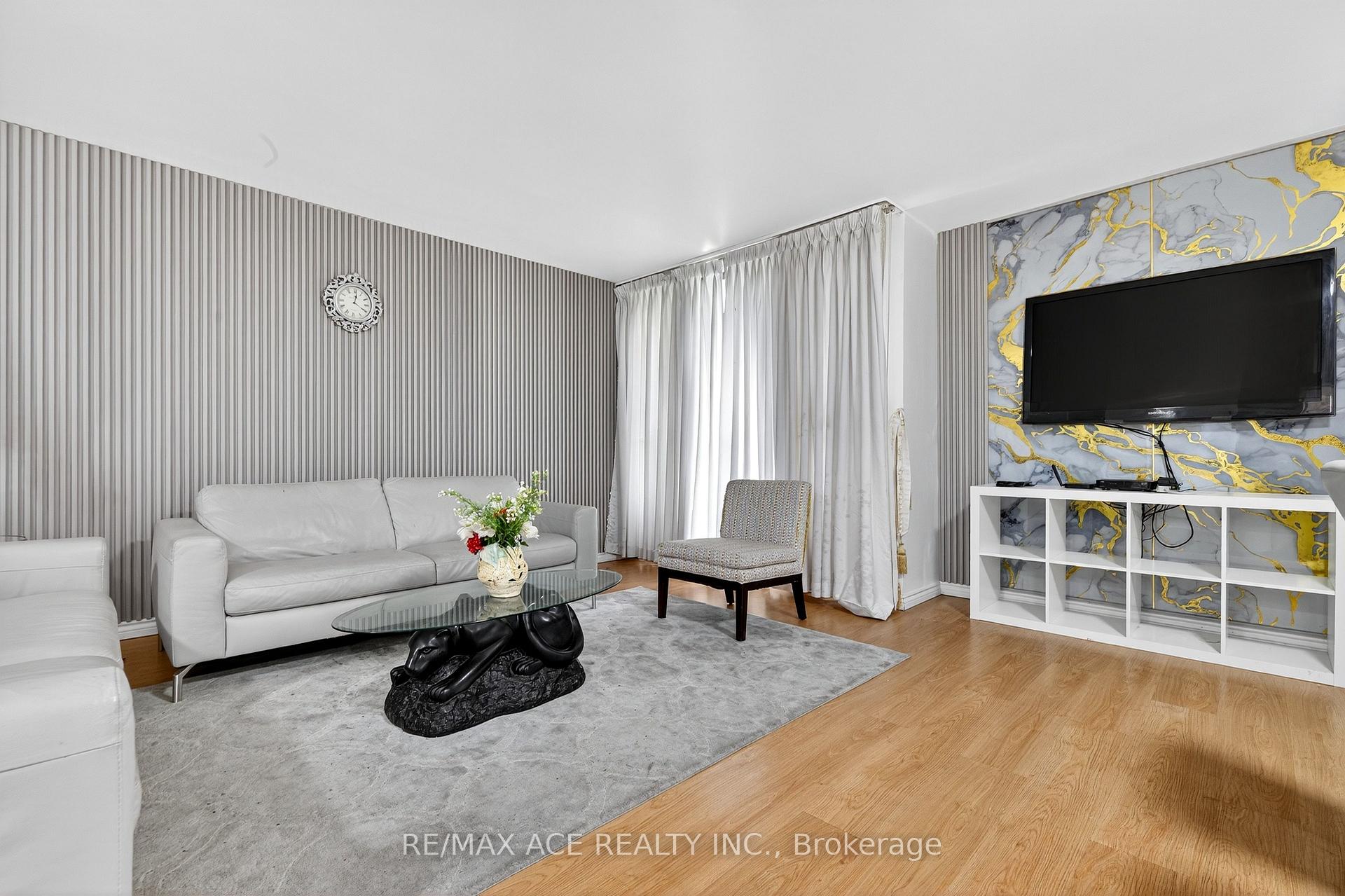 Photo 1 of Unit 303, 10 Crescent Town Road, Toronto, Crescent Town — HOMEH