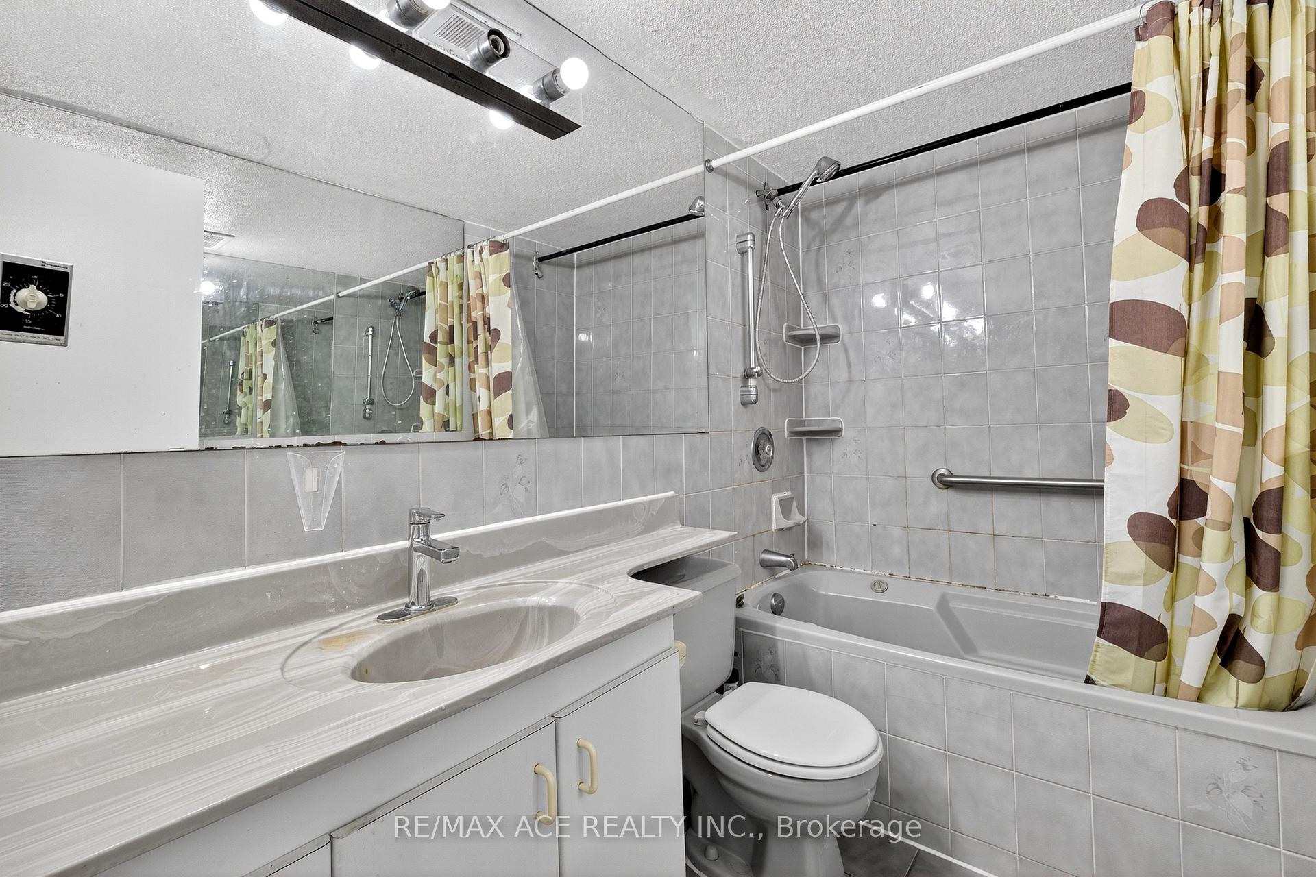 Photo 26 of Unit 303, 10 Crescent Town Road, Toronto, Crescent Town — HOMEH