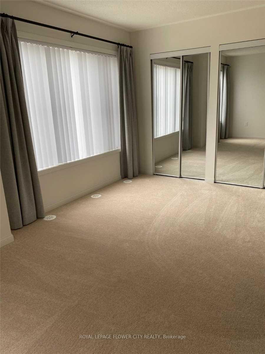 Photo 8 of Unit 52, 250 Sunnymeadow Boulevard E, Brampton, Sandringham-Wellington — HOMEH