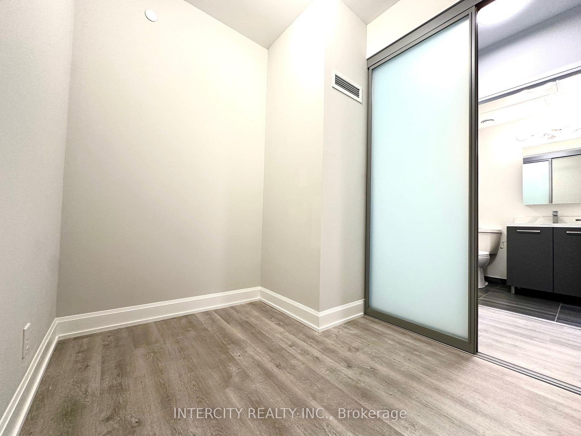 Photo 14 of Unit 1710, 38 Gandhi Lane, Markham, Commerce Valley — HOMEH