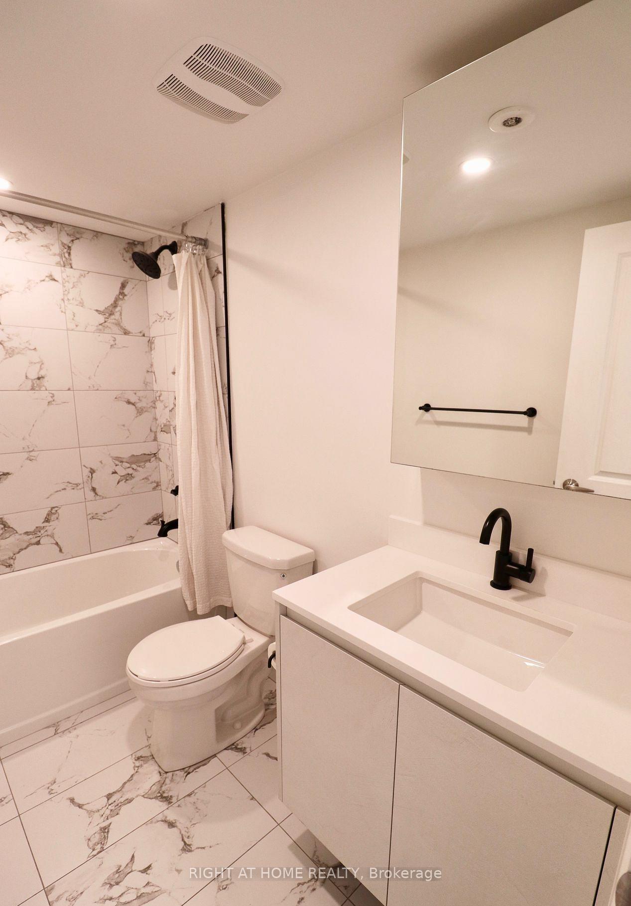 Photo 11 of Unit Main, 676 Coxwell Avenue, Toronto, Greenwood-Coxwell — HOMEH
