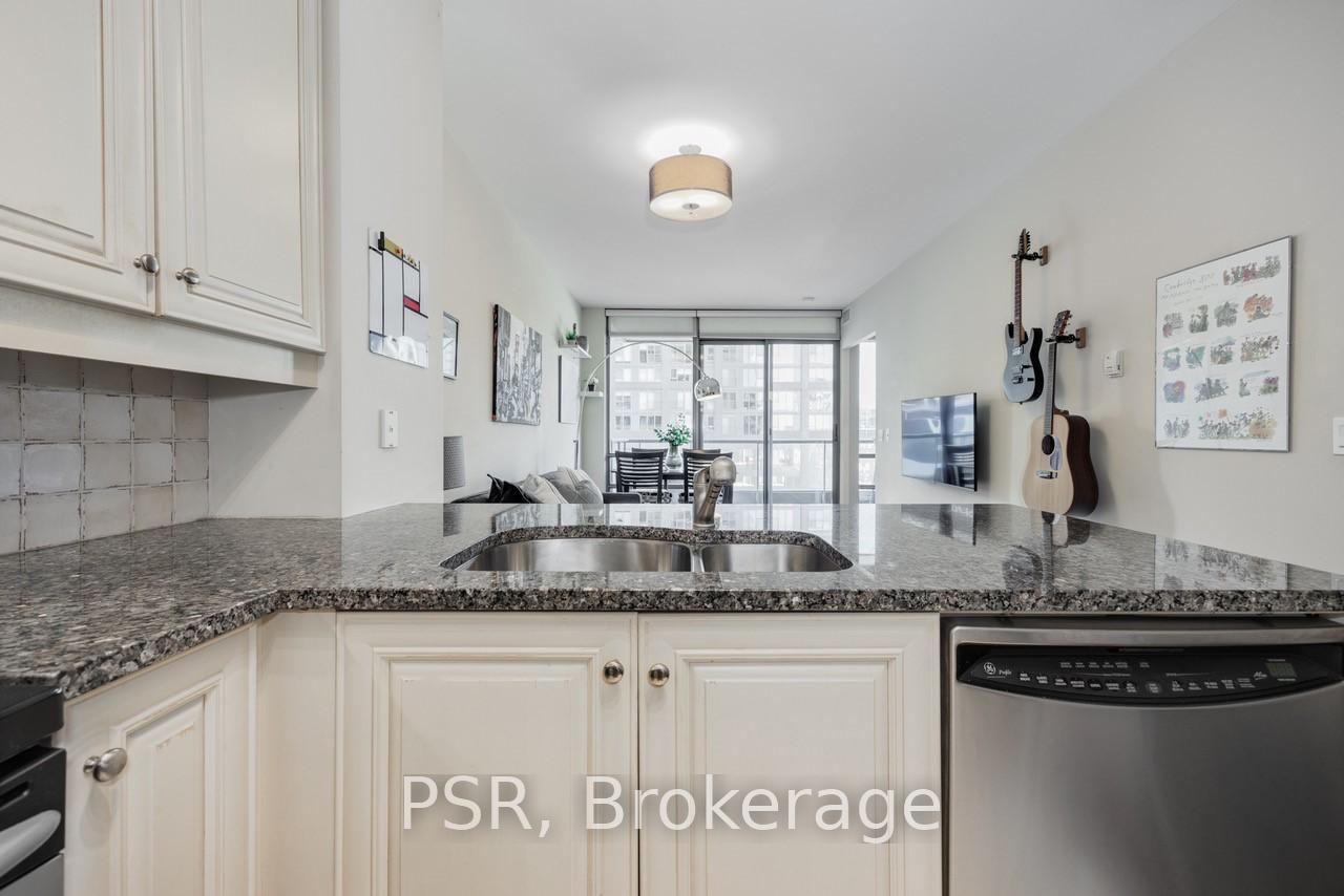 Photo 14 of Unit 612, 438 King Street W, Toronto, Waterfront Communities — HOMEH