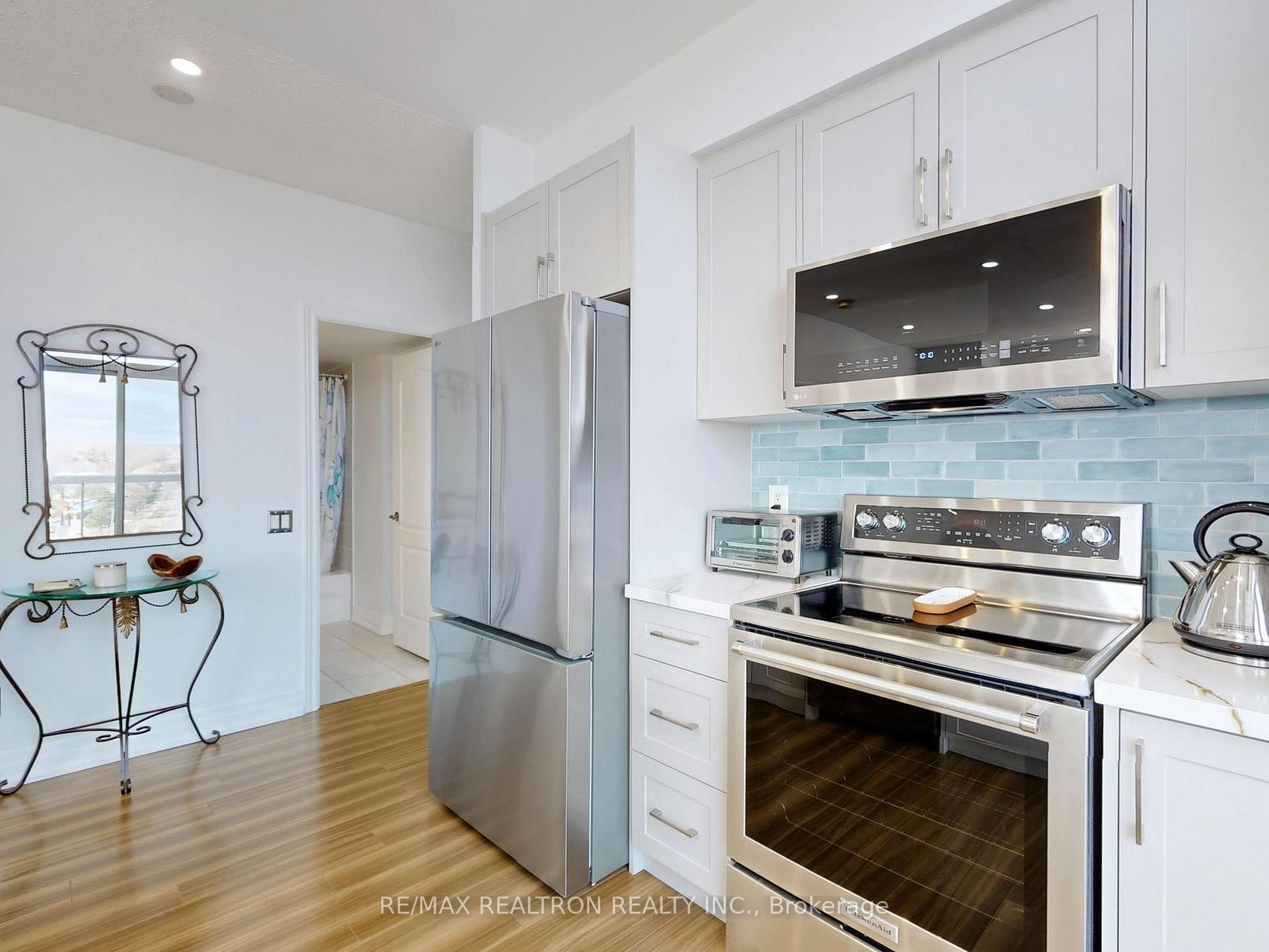 Photo 10 of Unit PH02, 51 Times Avenue, Markham, Commerce Valley — HOMEH