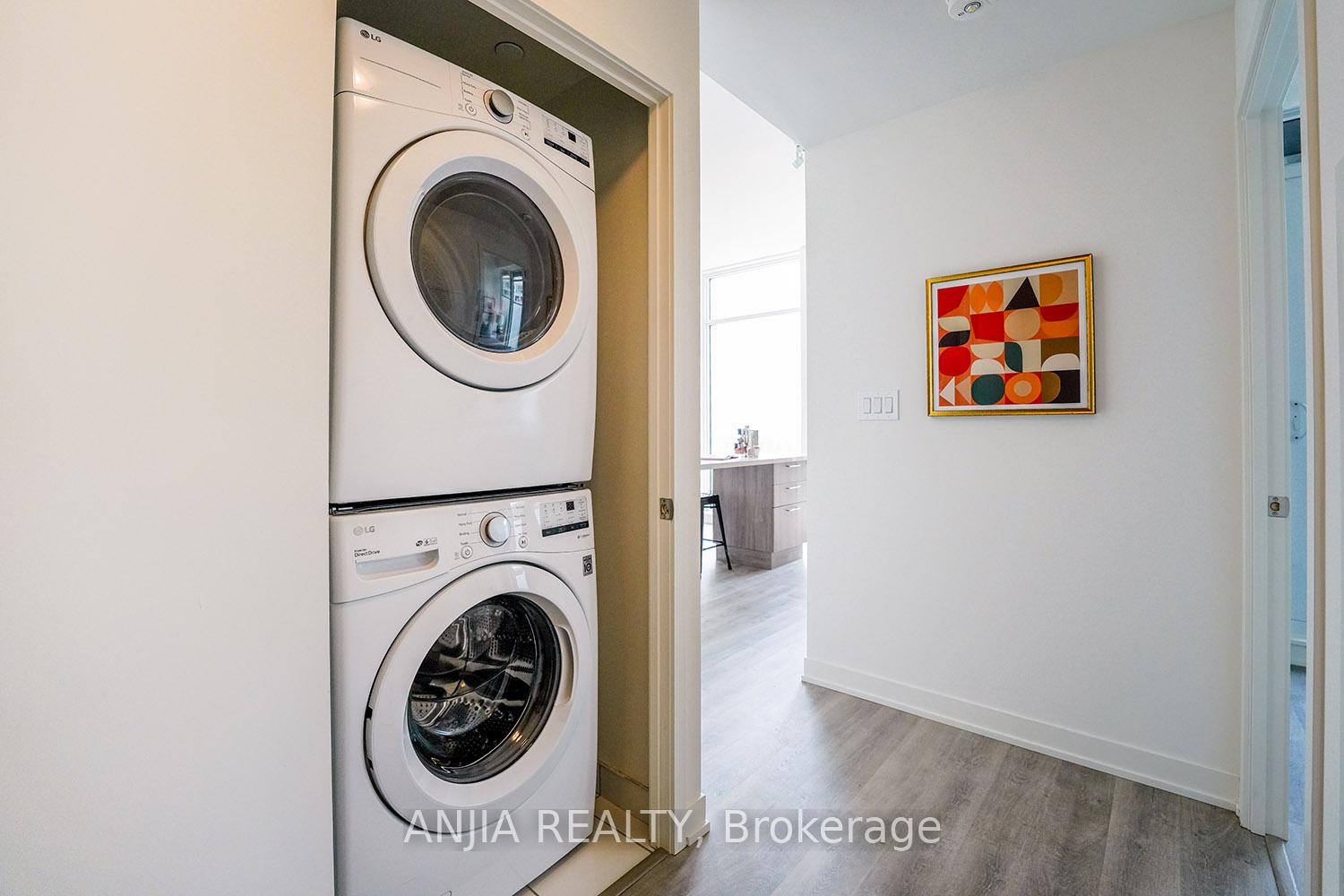 Photo 3 of Unit 1019, 8119 Birchmount Road, Markham, Unionville — HOMEH
