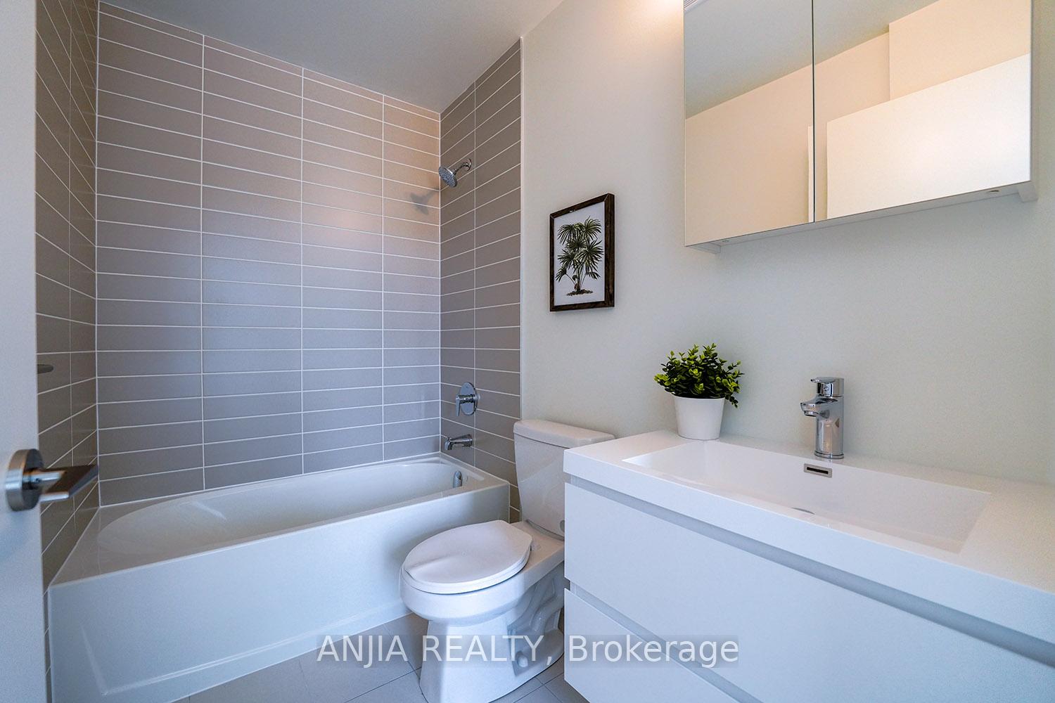 Photo 22 of Unit 1019, 8119 Birchmount Road, Markham, Unionville — HOMEH