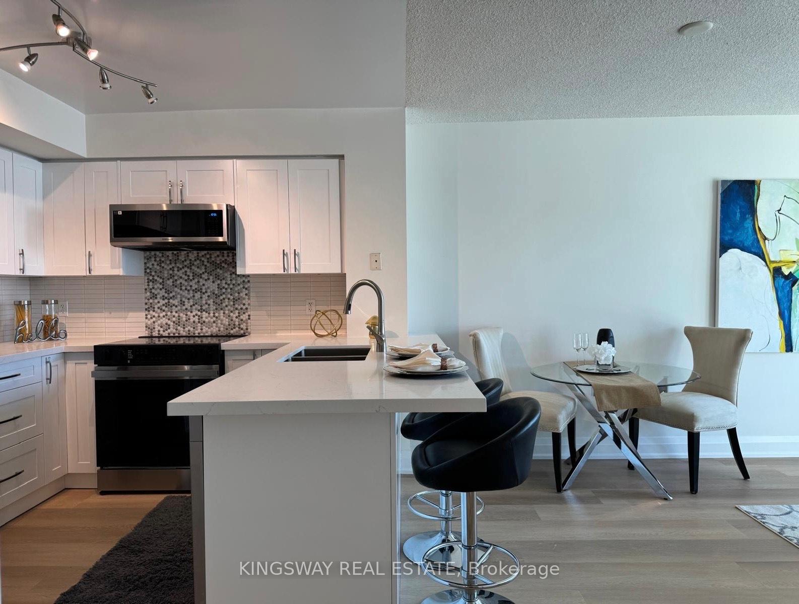 Photo 6 of Unit 1811, 51 Lower Simcoe Street, Toronto, Waterfront Communities — HOMEH