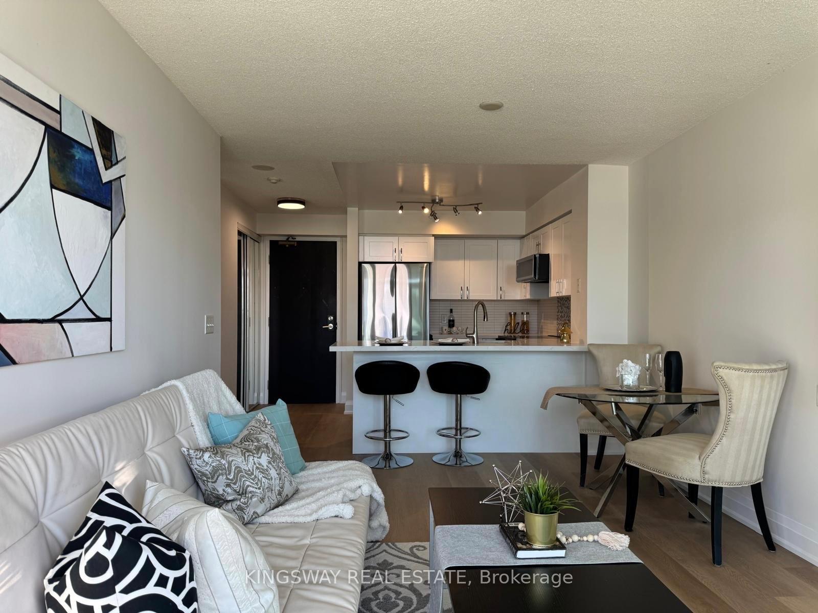 Photo 13 of Unit 1811, 51 Lower Simcoe Street, Toronto, Waterfront Communities — HOMEH