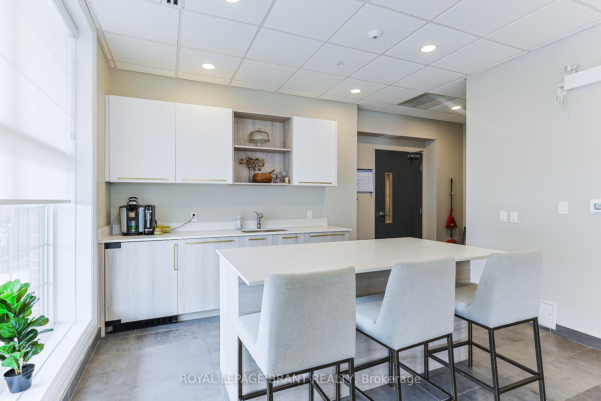 Photo 21 of Unit 503, 88 Gibson Street, North Dumfries — HOMEH