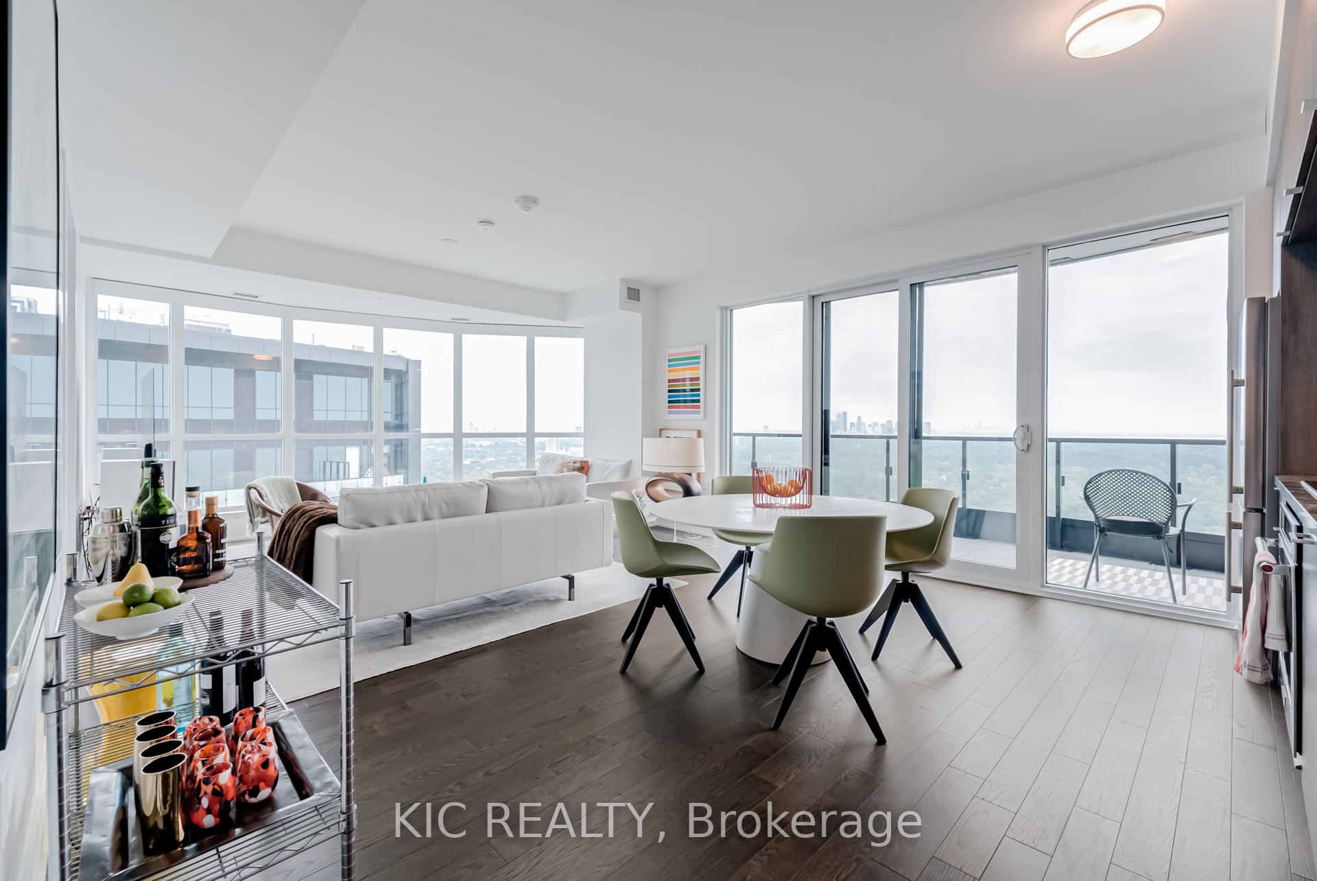 Photo 7 of Unit 3923, 585 Bloor Street E, Toronto, North St. James Town — HOMEH
