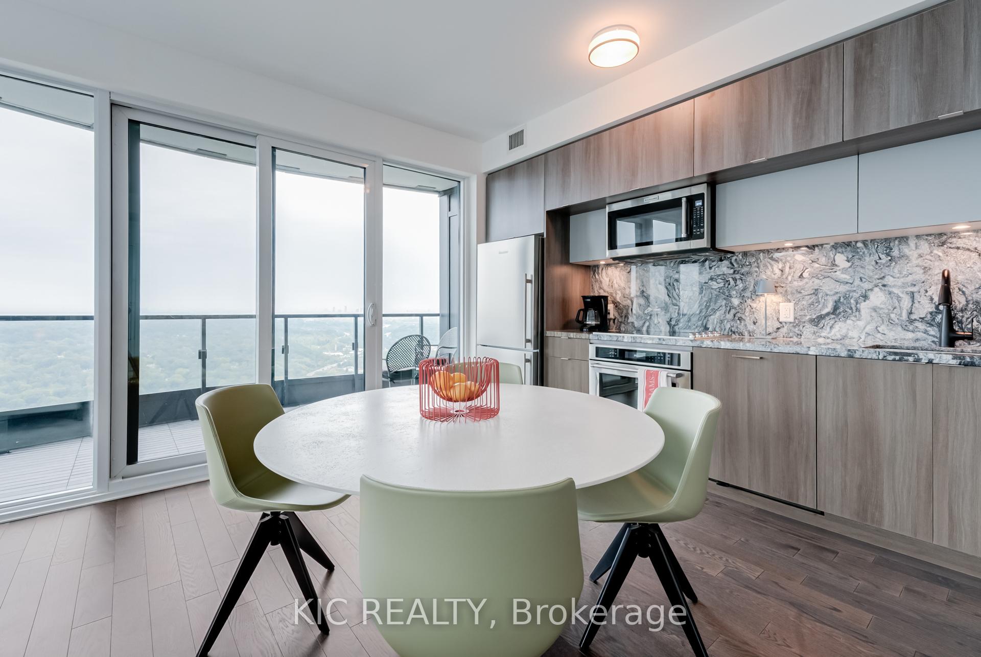 Photo 14 of Unit 3923, 585 Bloor Street E, Toronto, North St. James Town — HOMEH