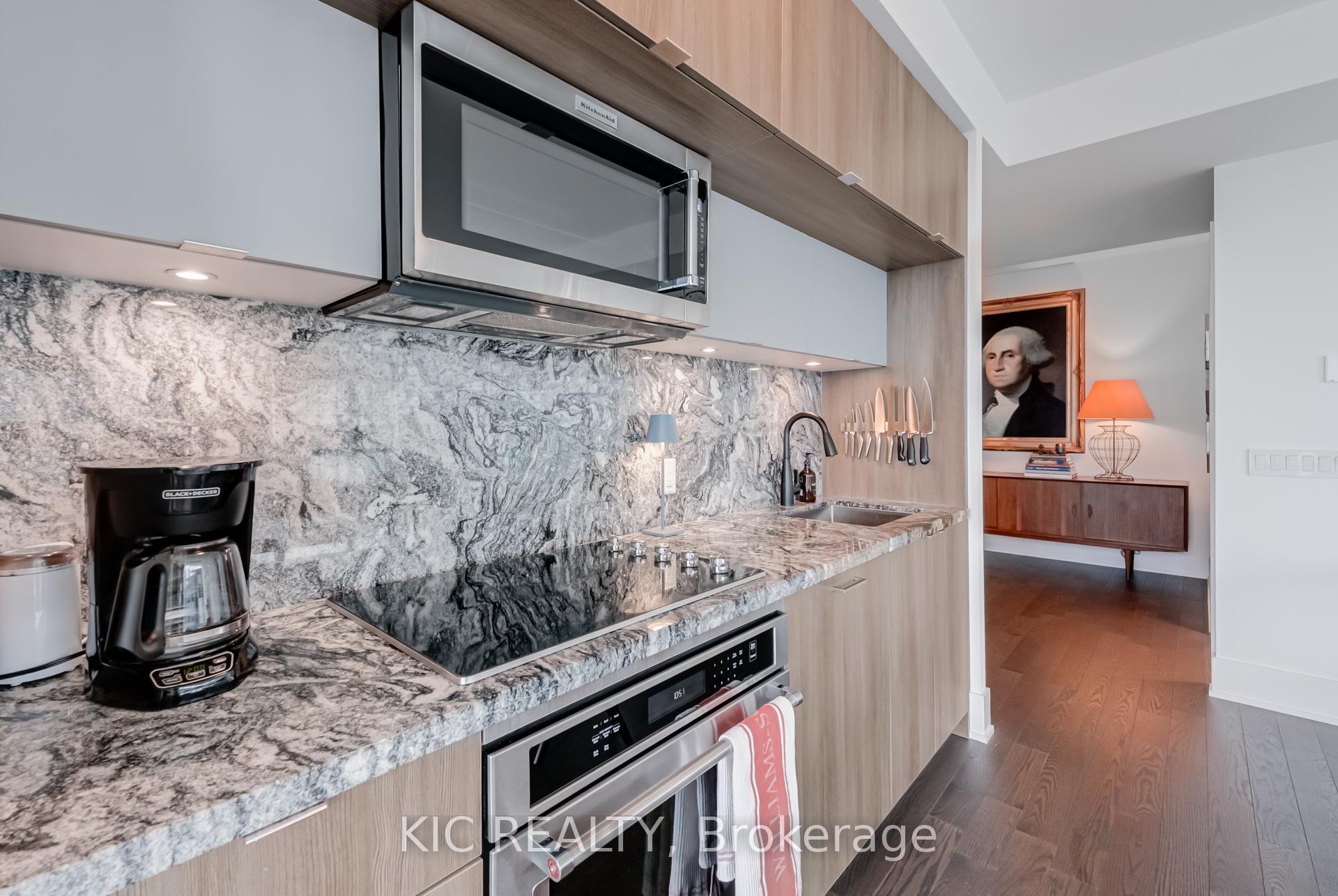 Photo 15 of Unit 3923, 585 Bloor Street E, Toronto, North St. James Town — HOMEH