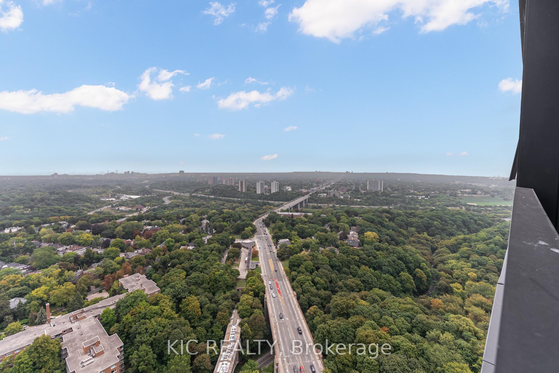 Photo 20 of Unit 3923, 585 Bloor Street E, Toronto, North St. James Town — HOMEH