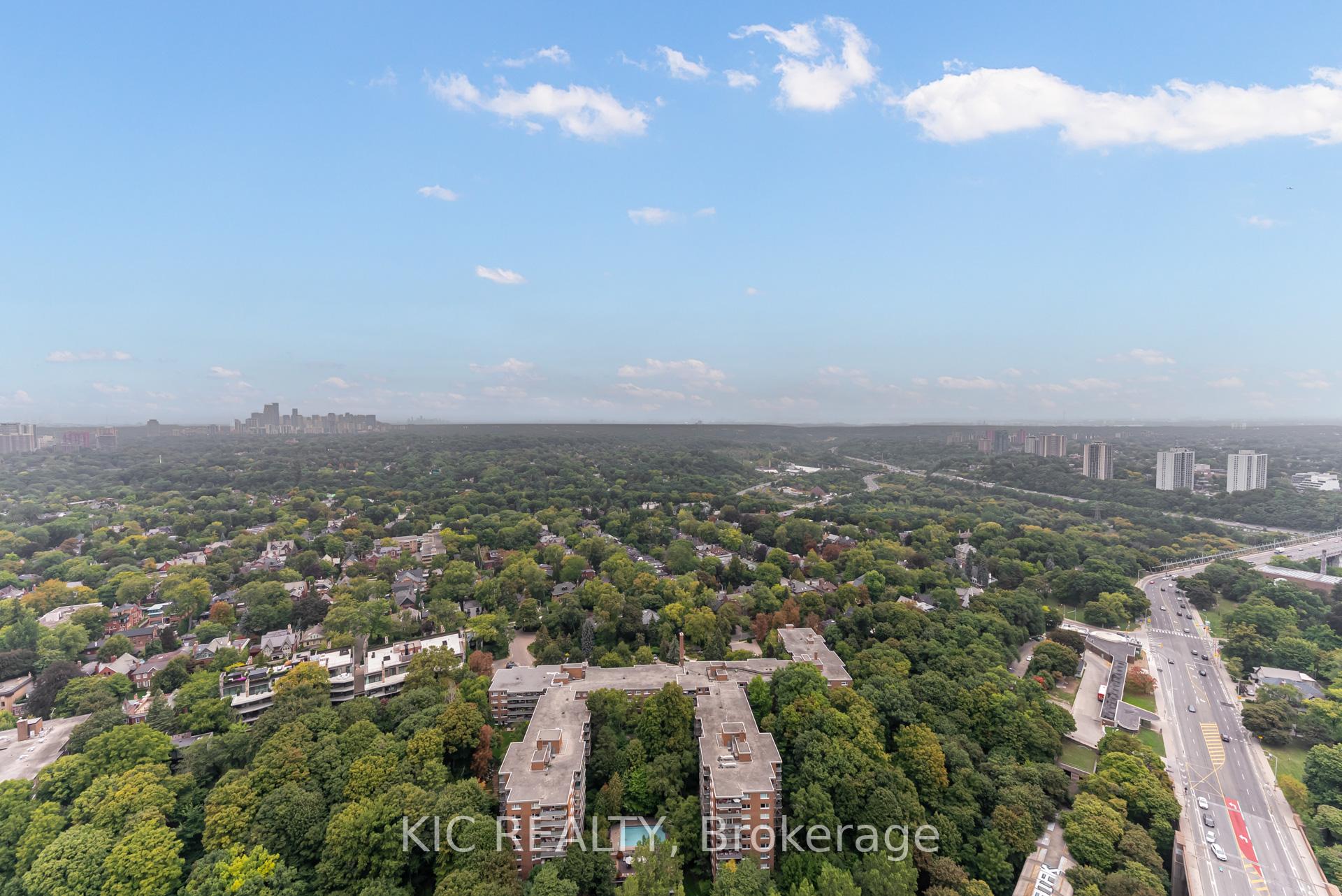 Photo 18 of Unit 3923, 585 Bloor Street E, Toronto, North St. James Town — HOMEH