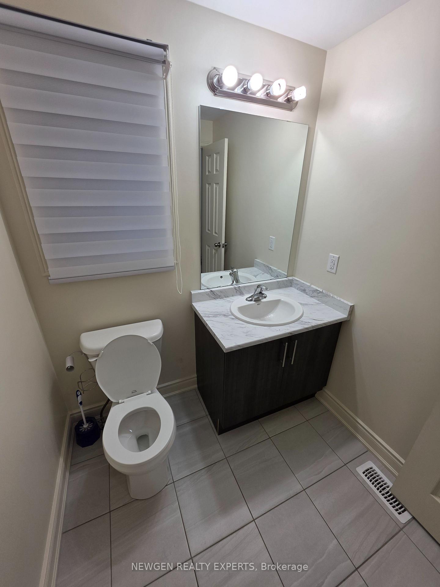 Photo 7 of 46 Creedon Crescent, Ajax, Northeast Ajax — HOMEH