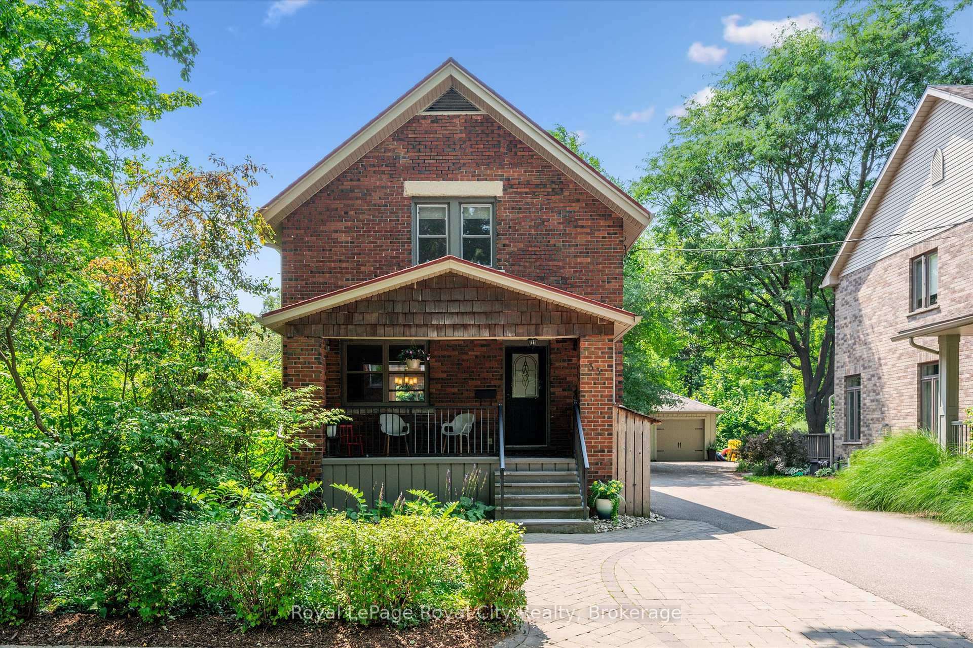 Photo 1 of 33 Mary Street, Guelph, Dovercliffe Park/Old University — HOMEH