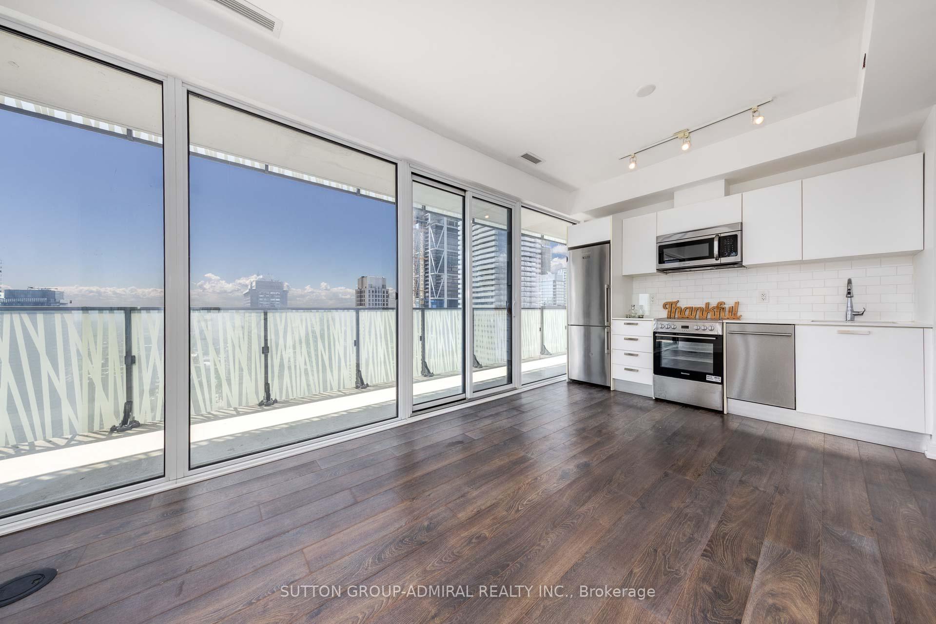 Photo 8 of Unit 4403, 42 Charles Street E, Toronto, Church-Yonge Corridor — HOMEH