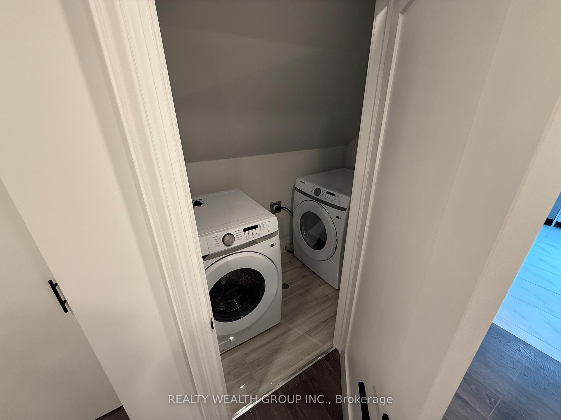 Photo 19 of 761 O Connor Drive, Toronto, O'Connor-Parkview — HOMEH